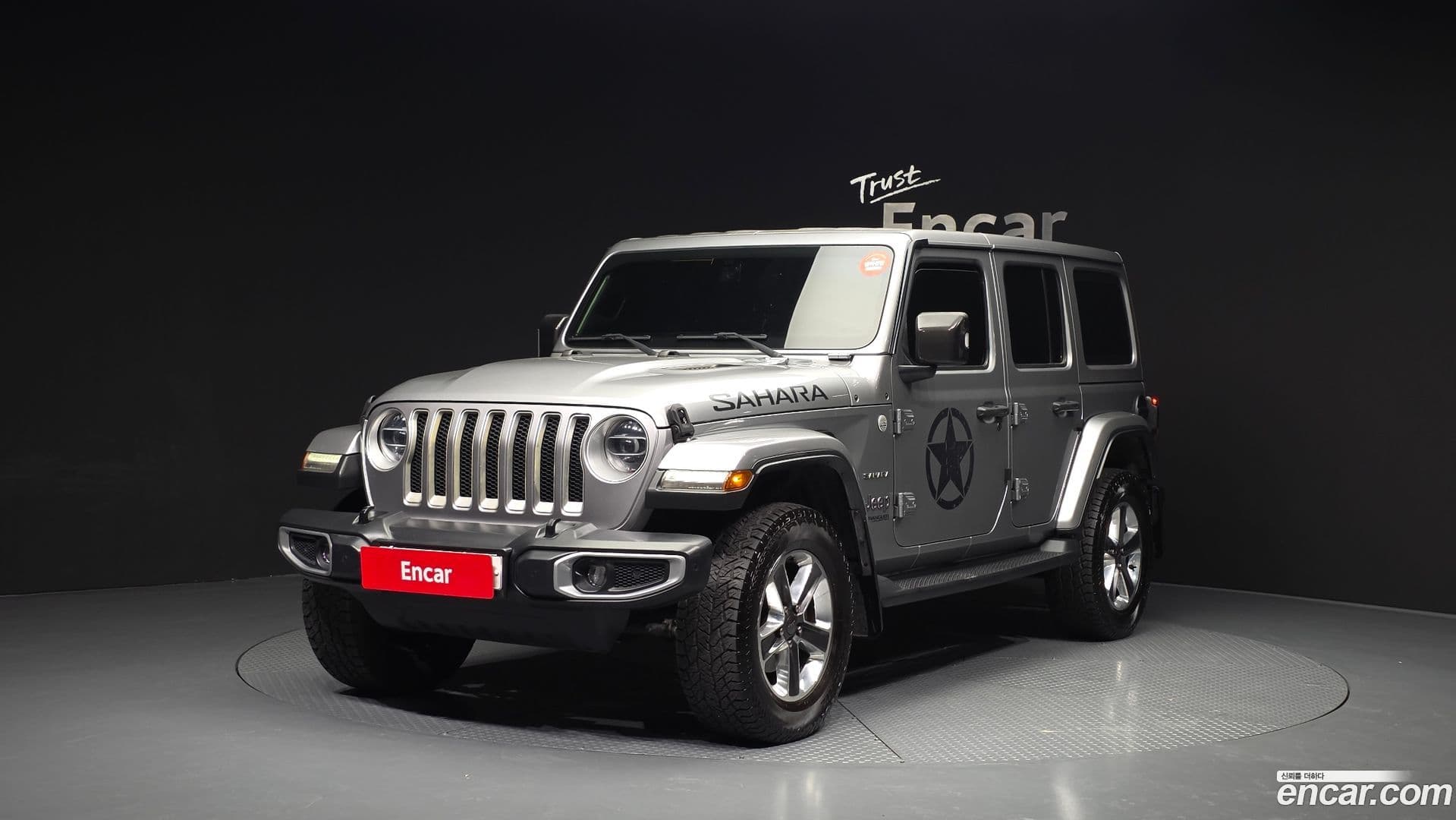 Main__Slider__Photo:Wrangler Jeep 2018.11-0