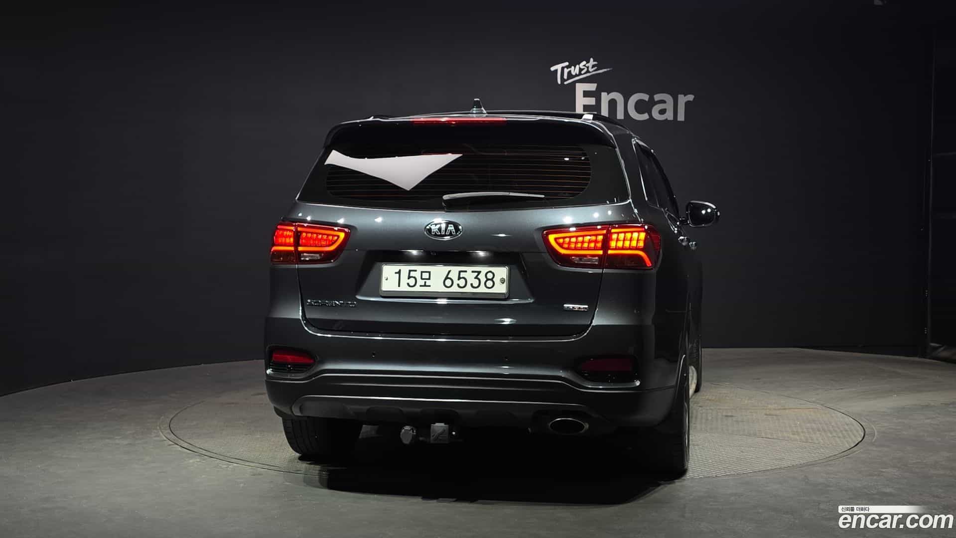 Sorento Kia 2019.4-OUTER-004