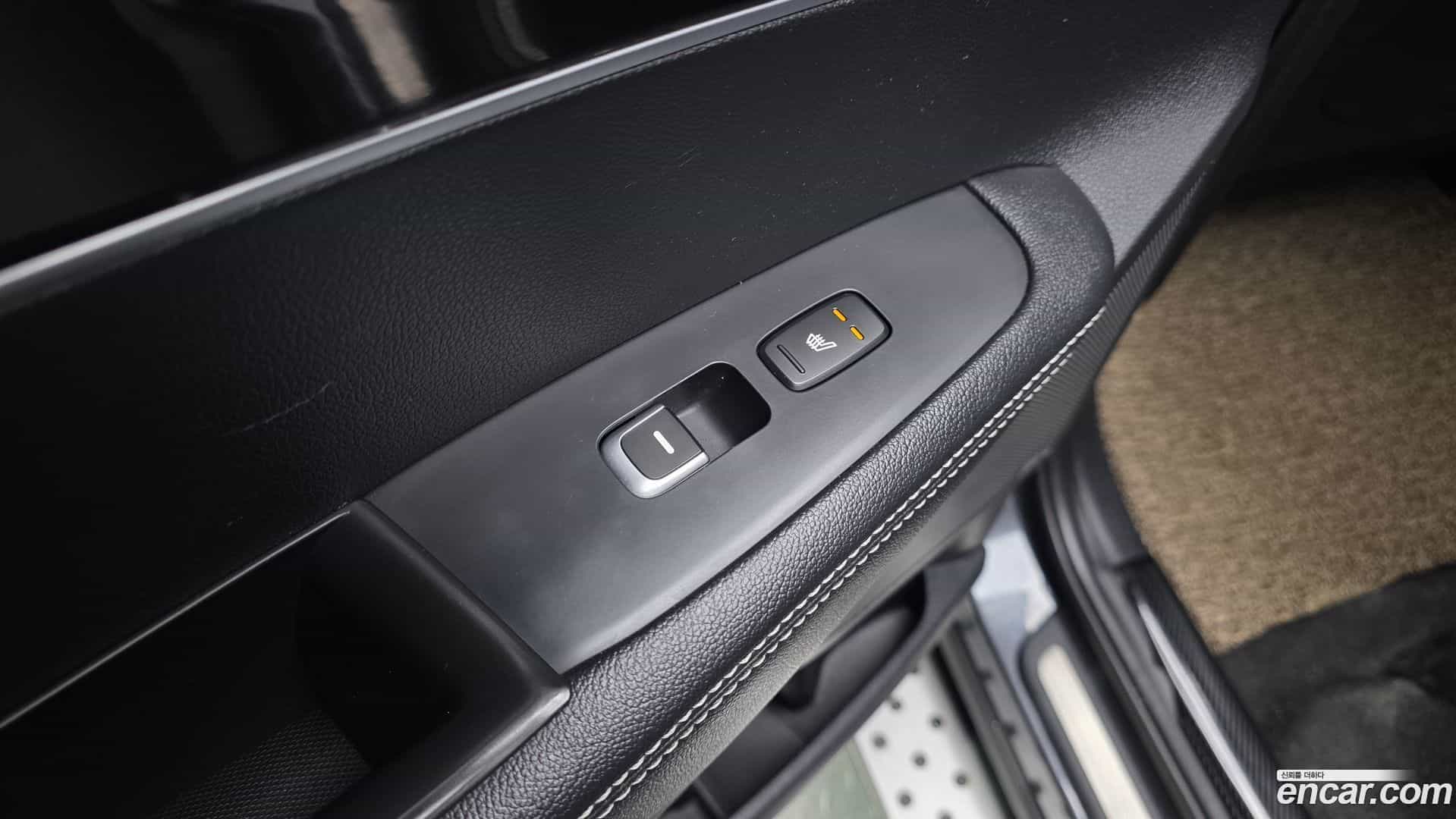 Sorento Kia 2019.4-OPTION-022