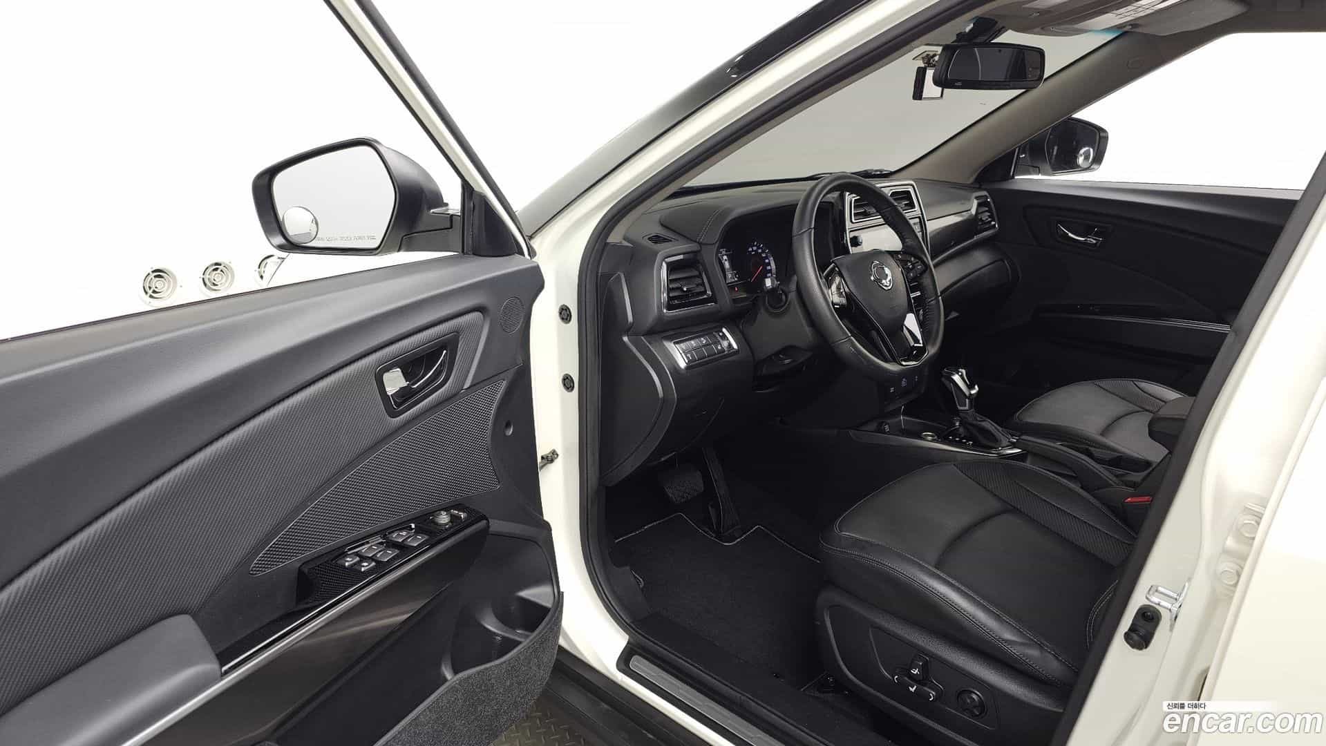 TIBOLI KG Mobility 2020.1-INNER-010