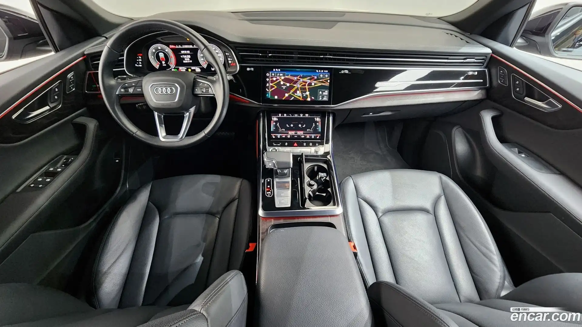 Q8 Audi 2023.11-INNER-007