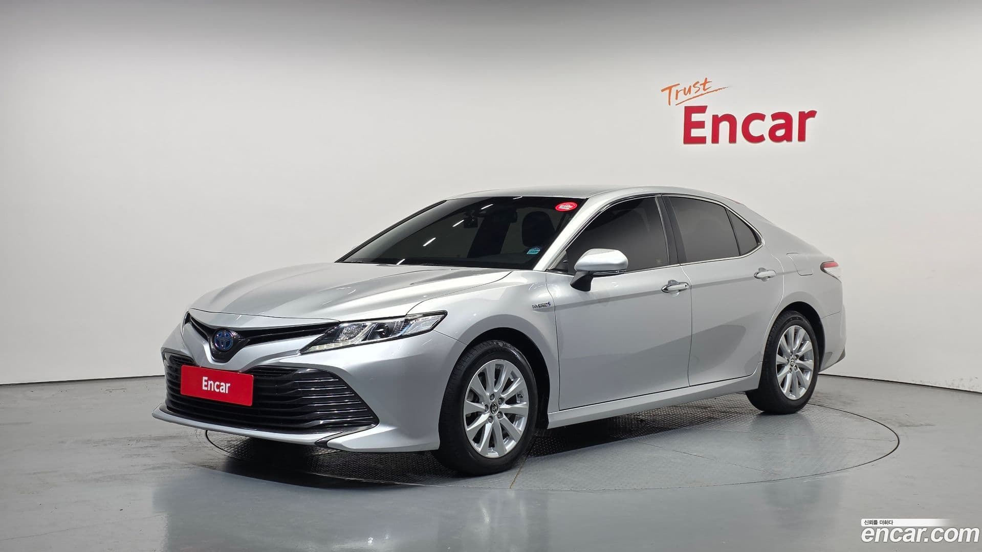 Main__Slider__Photo:Camry Toyota 2021.3-0