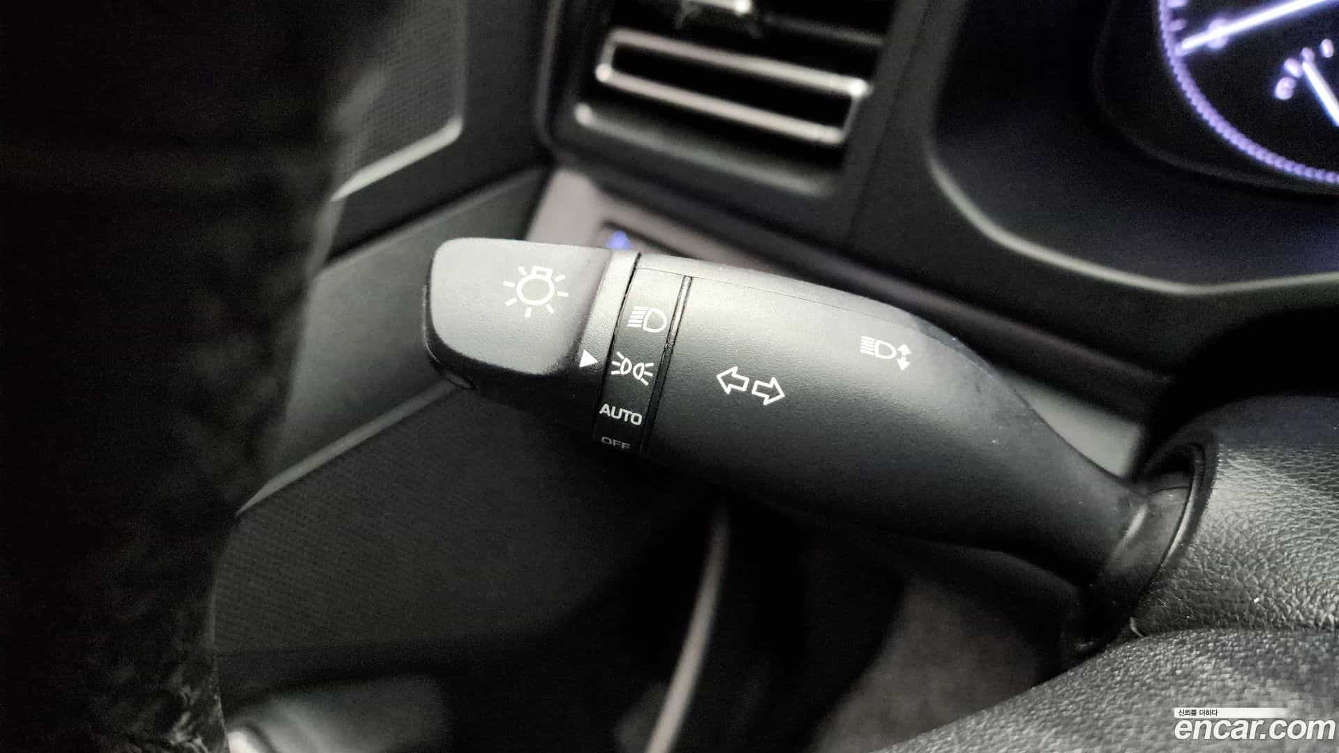 AVANTE Hyundai 2019.3-OPTION-023