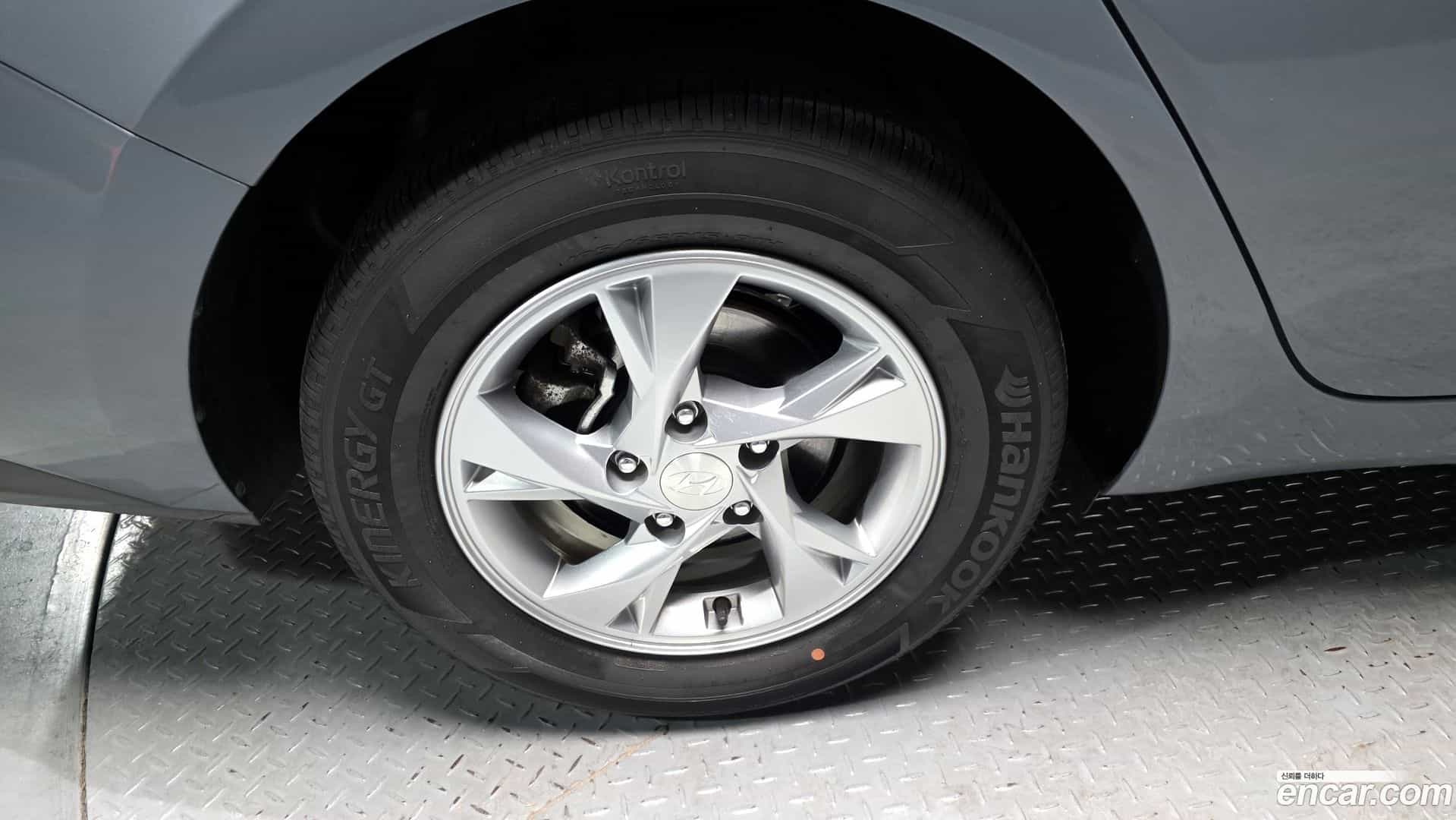 AVANTE Hyundai 2020.6-OUTER-005