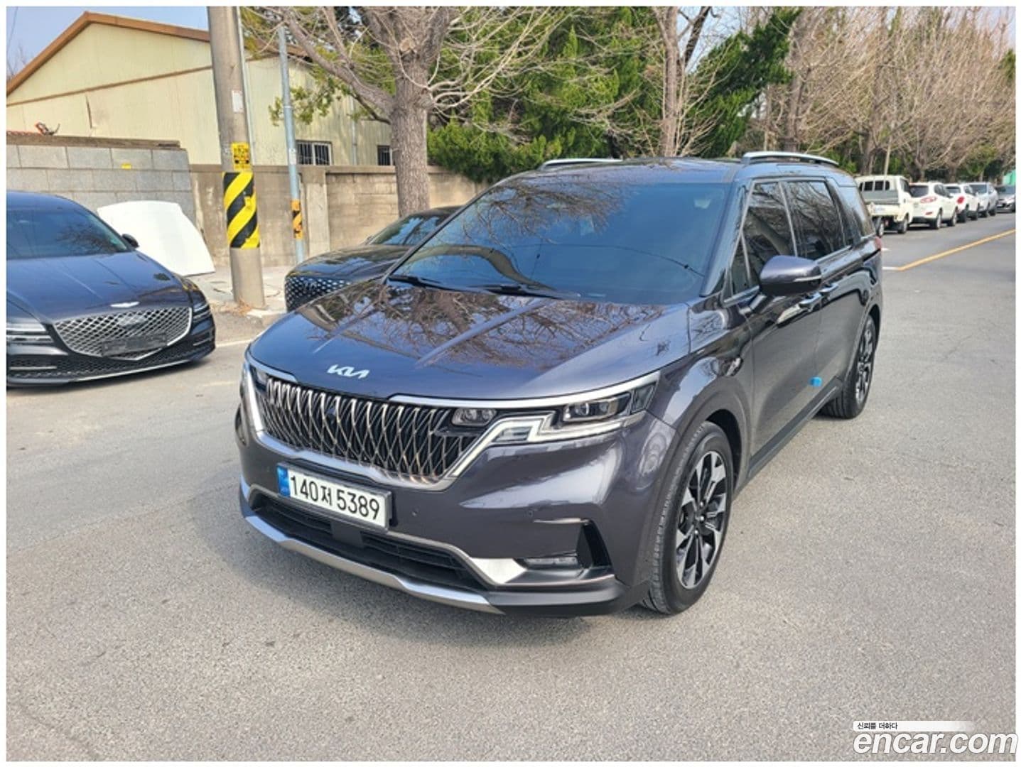 Main__Slider__Photo:Canival Kia 2022.0-0