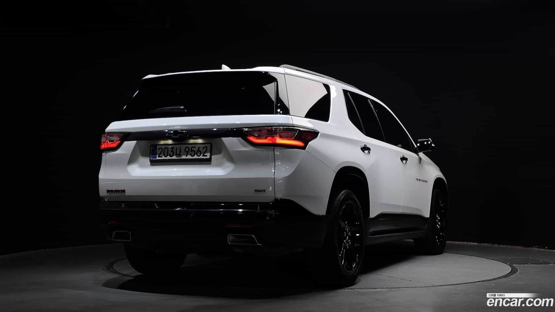 Traverse Chevrolet 2020.11-OUTER-002