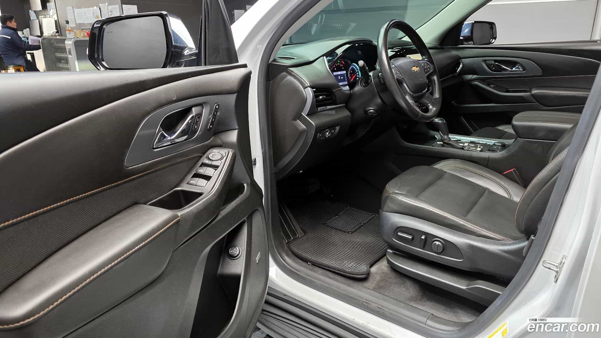 Traverse Chevrolet 2020.11-OPTION-015
