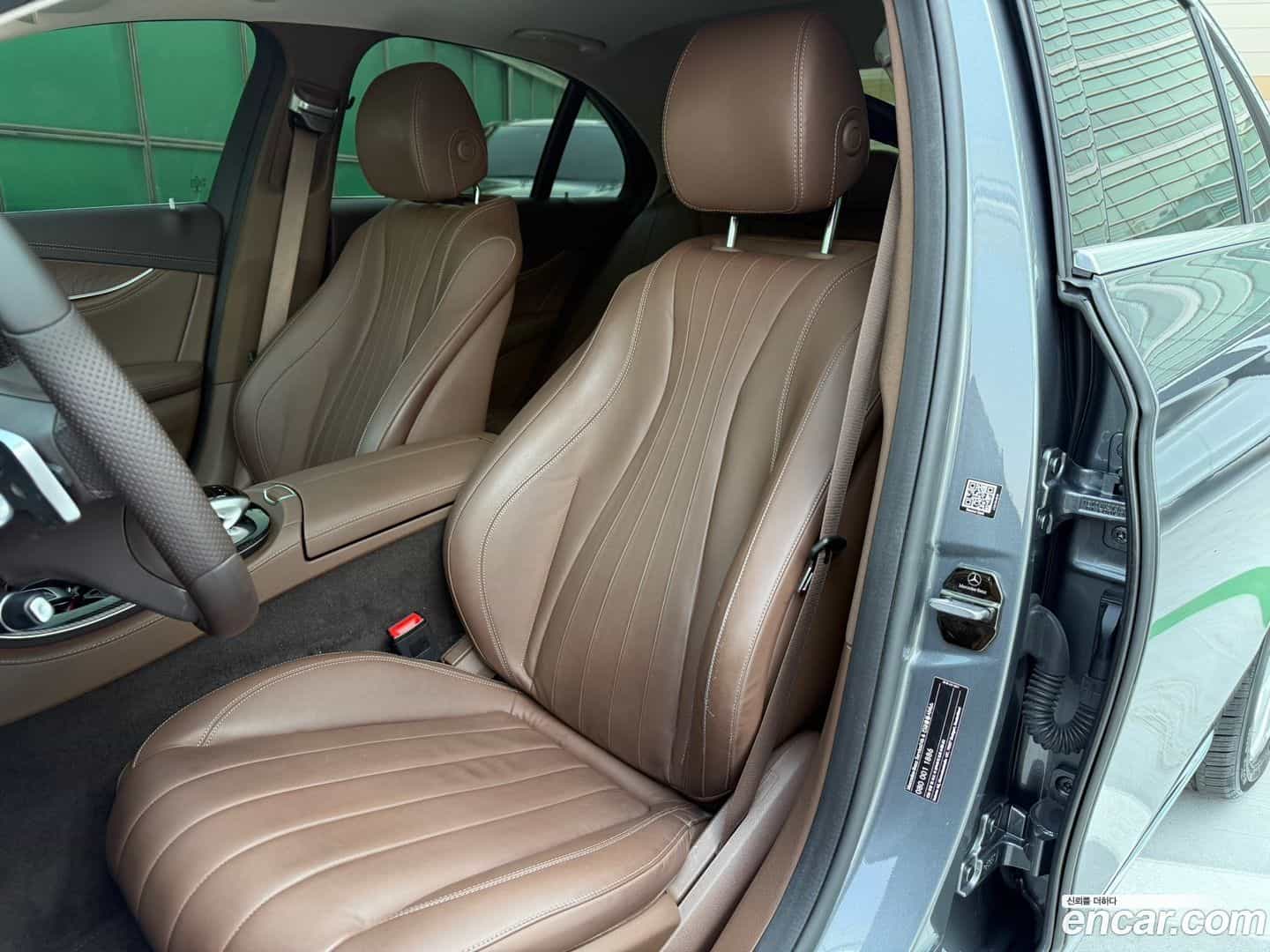 E-Class Mercedes-Benz 2017.3-OPTION-015