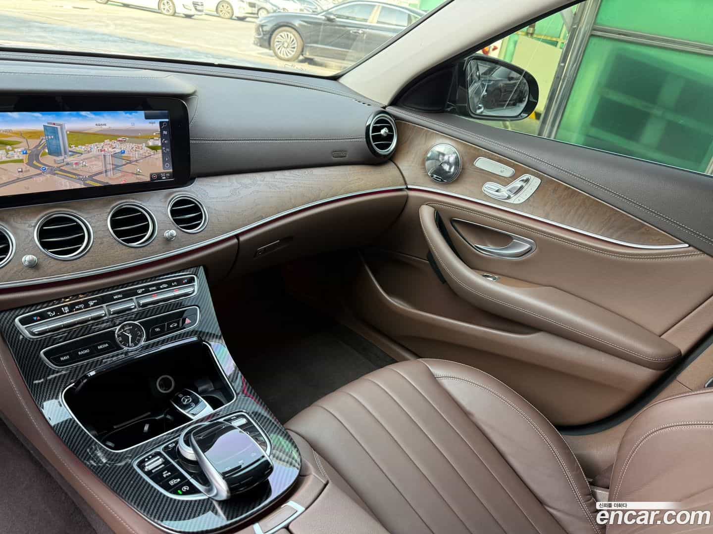 E-Class Mercedes-Benz 2017.3-OPTION-017