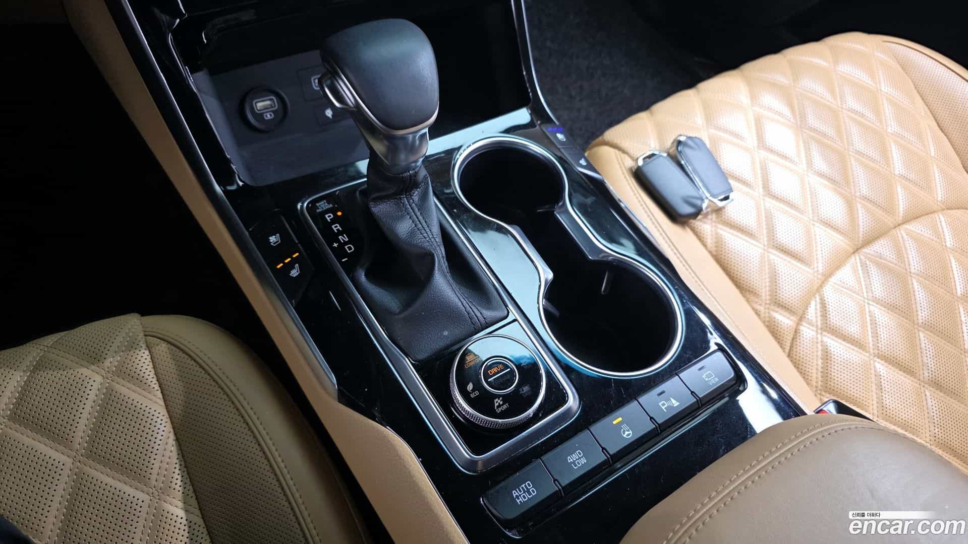 Mohave Kia 2020.0-INNER-009