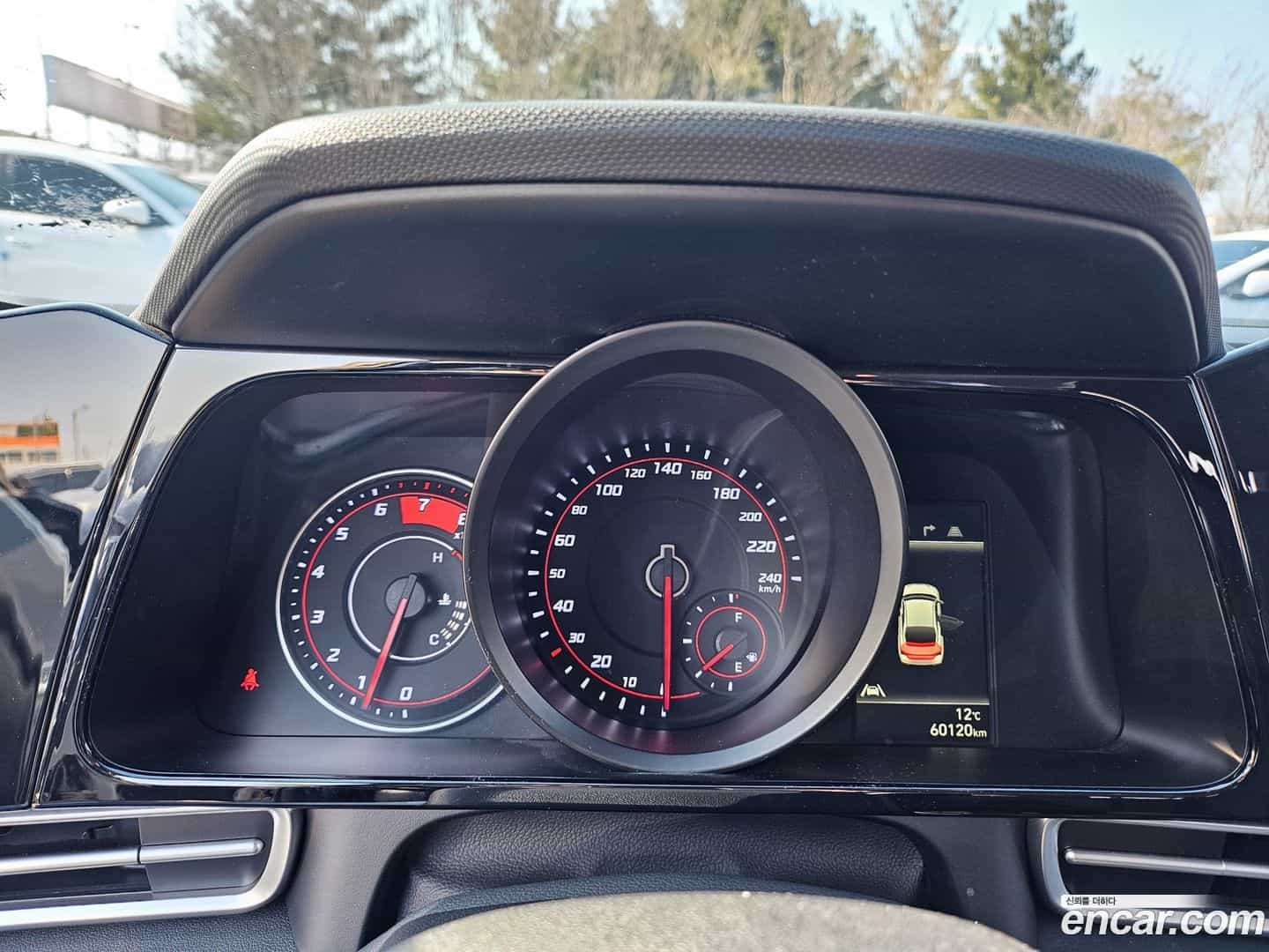 AVANTE Hyundai 2021.5-INNER-009