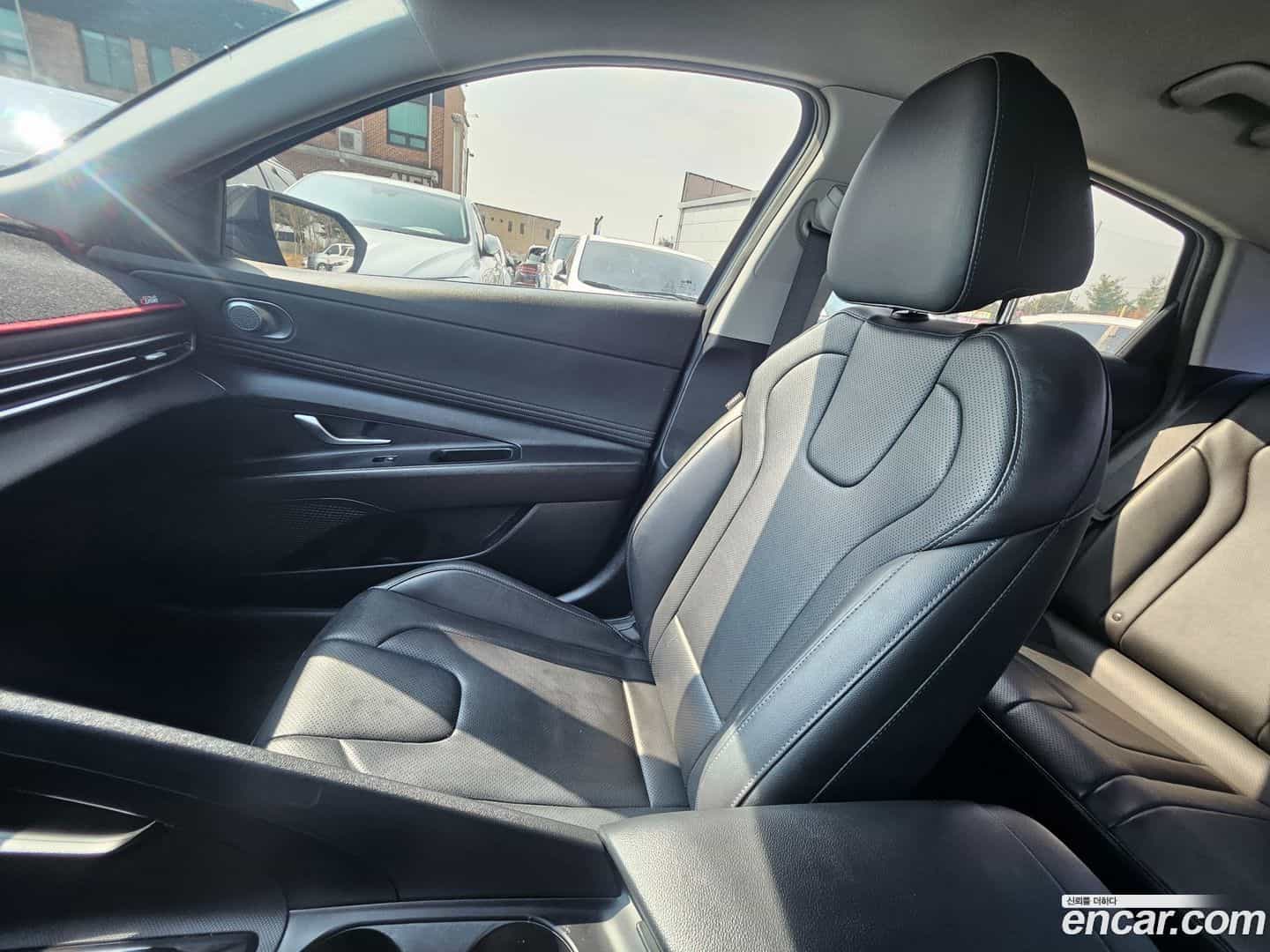 AVANTE Hyundai 2021.5-OPTION-021