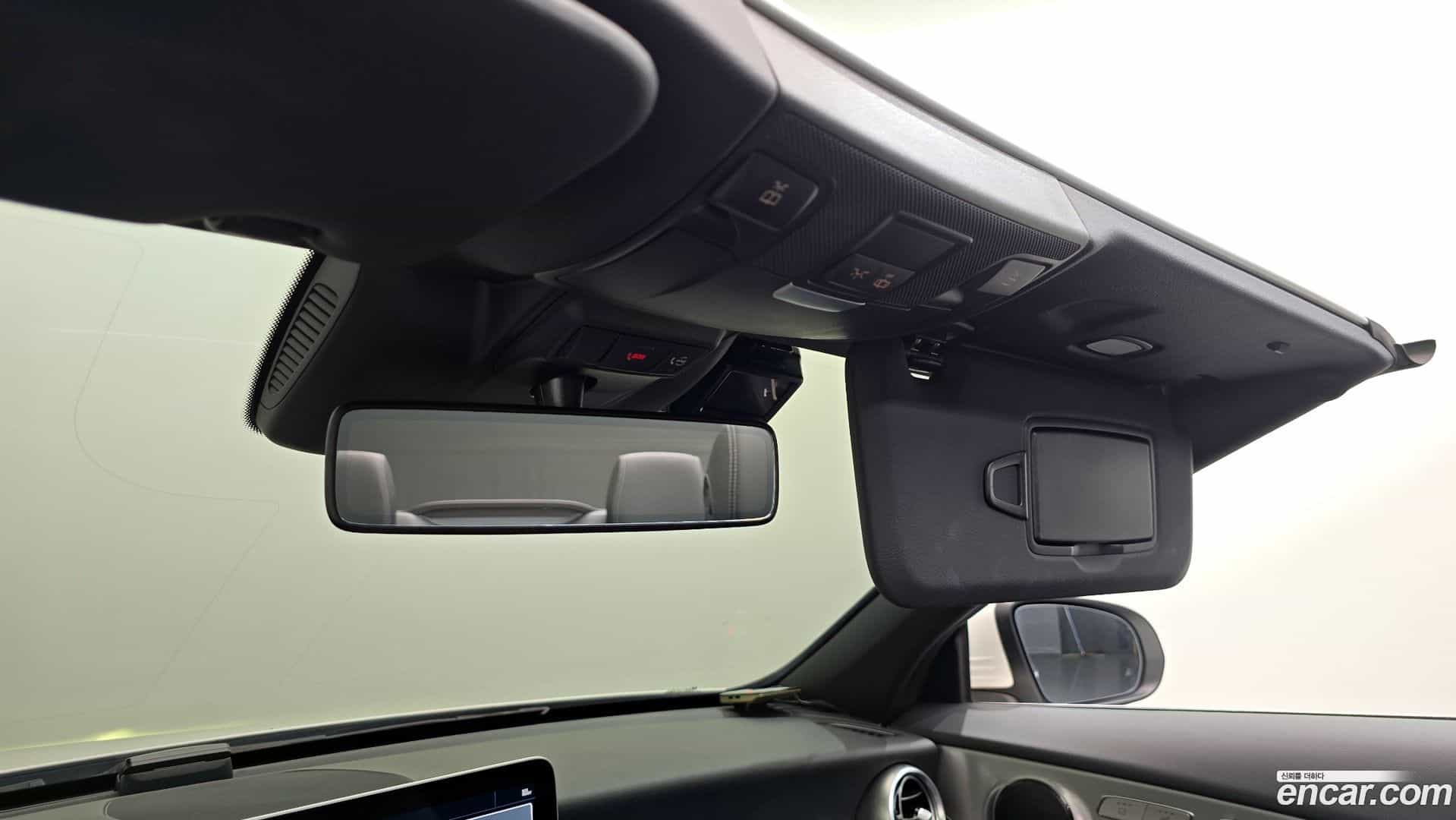 C-Class Mercedes-Benz 2019.11-OPTION-023