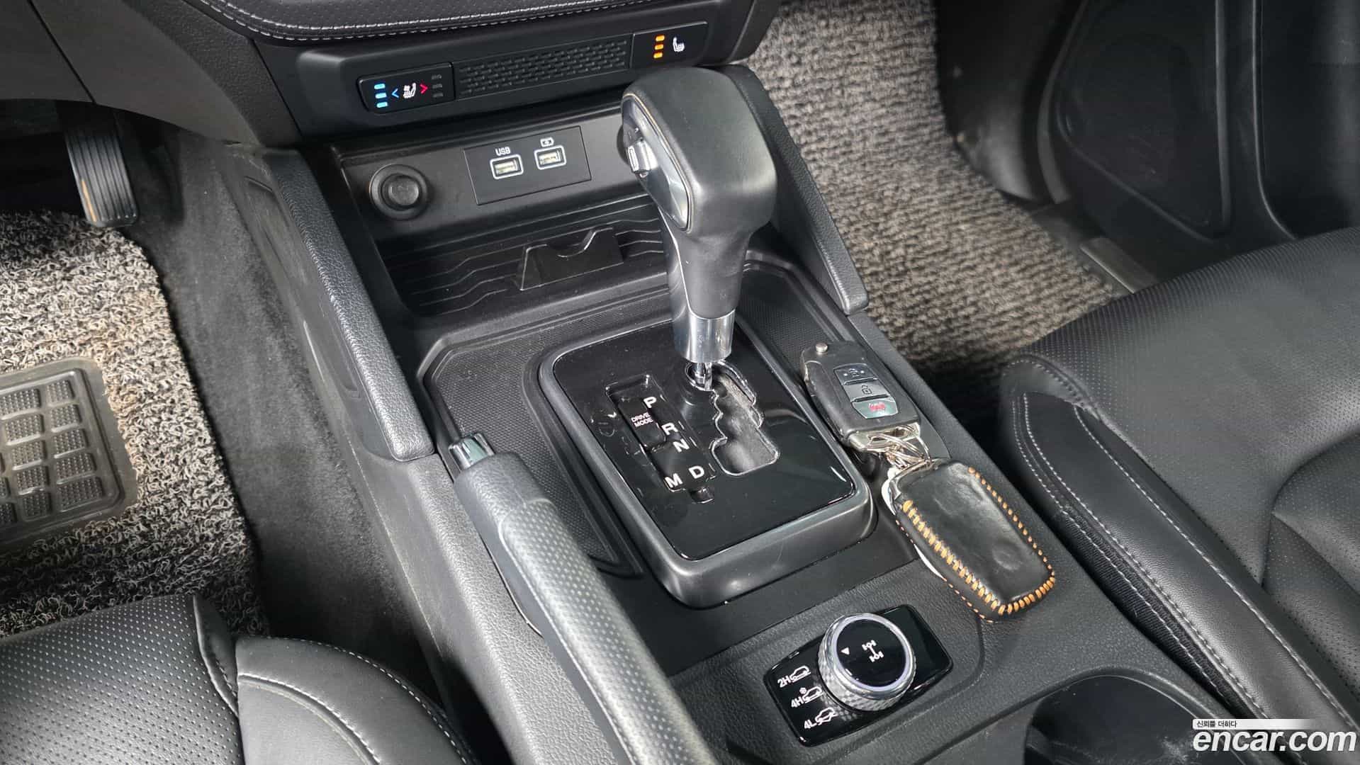 Rexton KG Mobility 2022.9-INNER-009