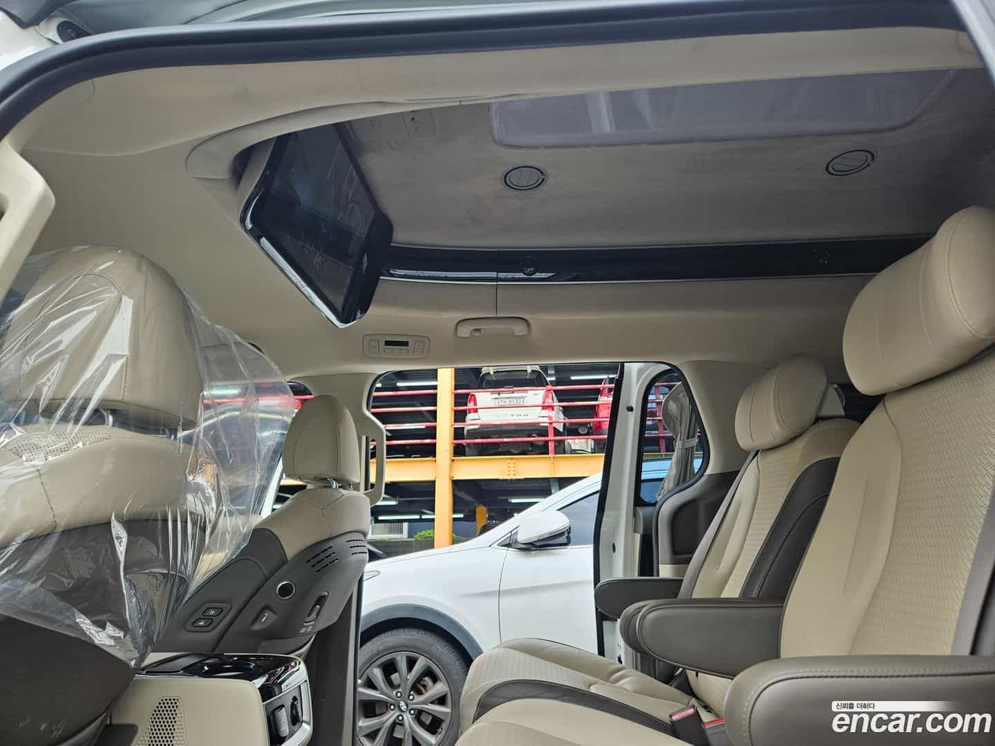 Canival Kia 2022.1-INNER-010