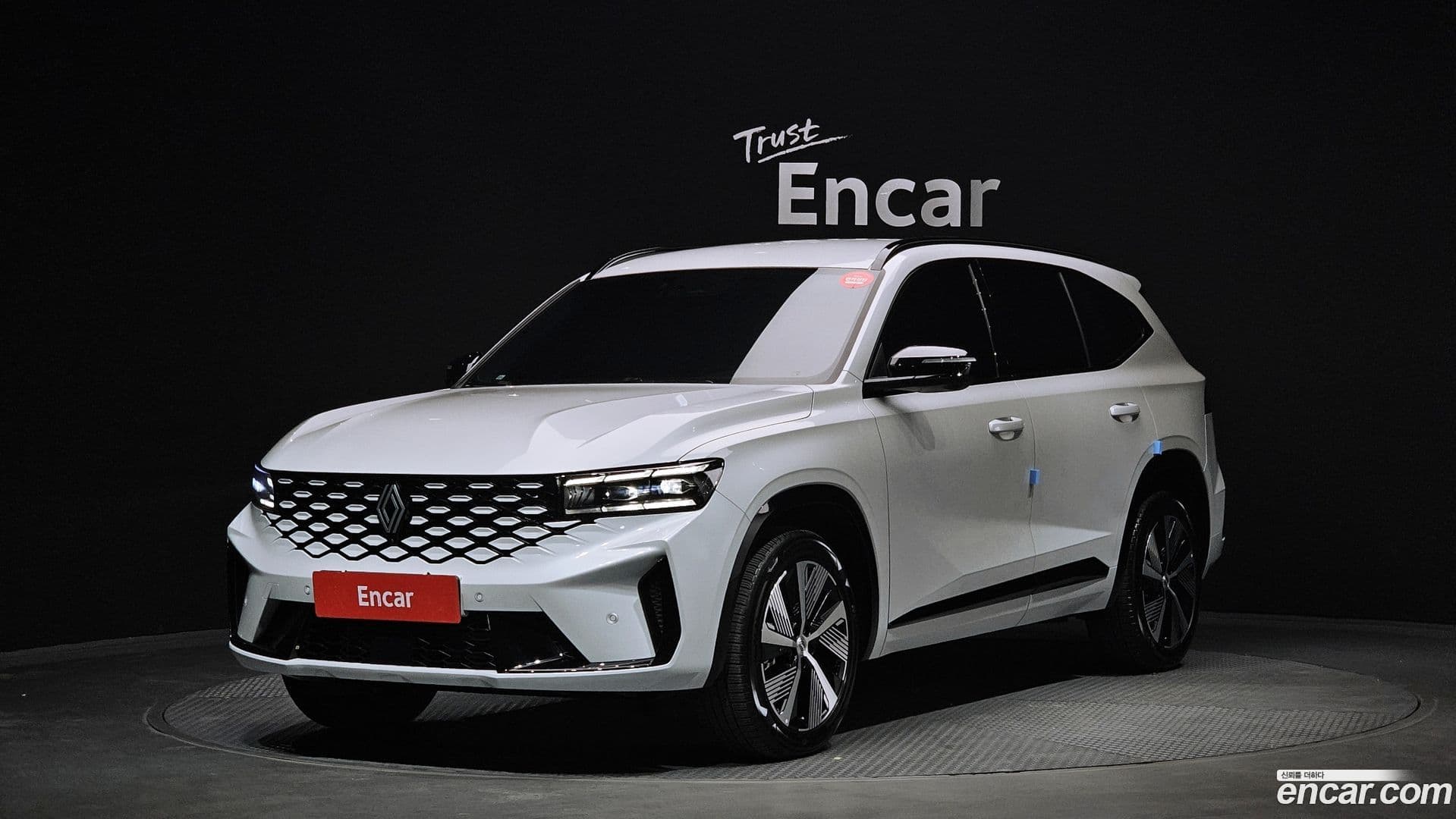 Main__Slider__Photo:Grand Koleos Renault Korea 2025.2-0