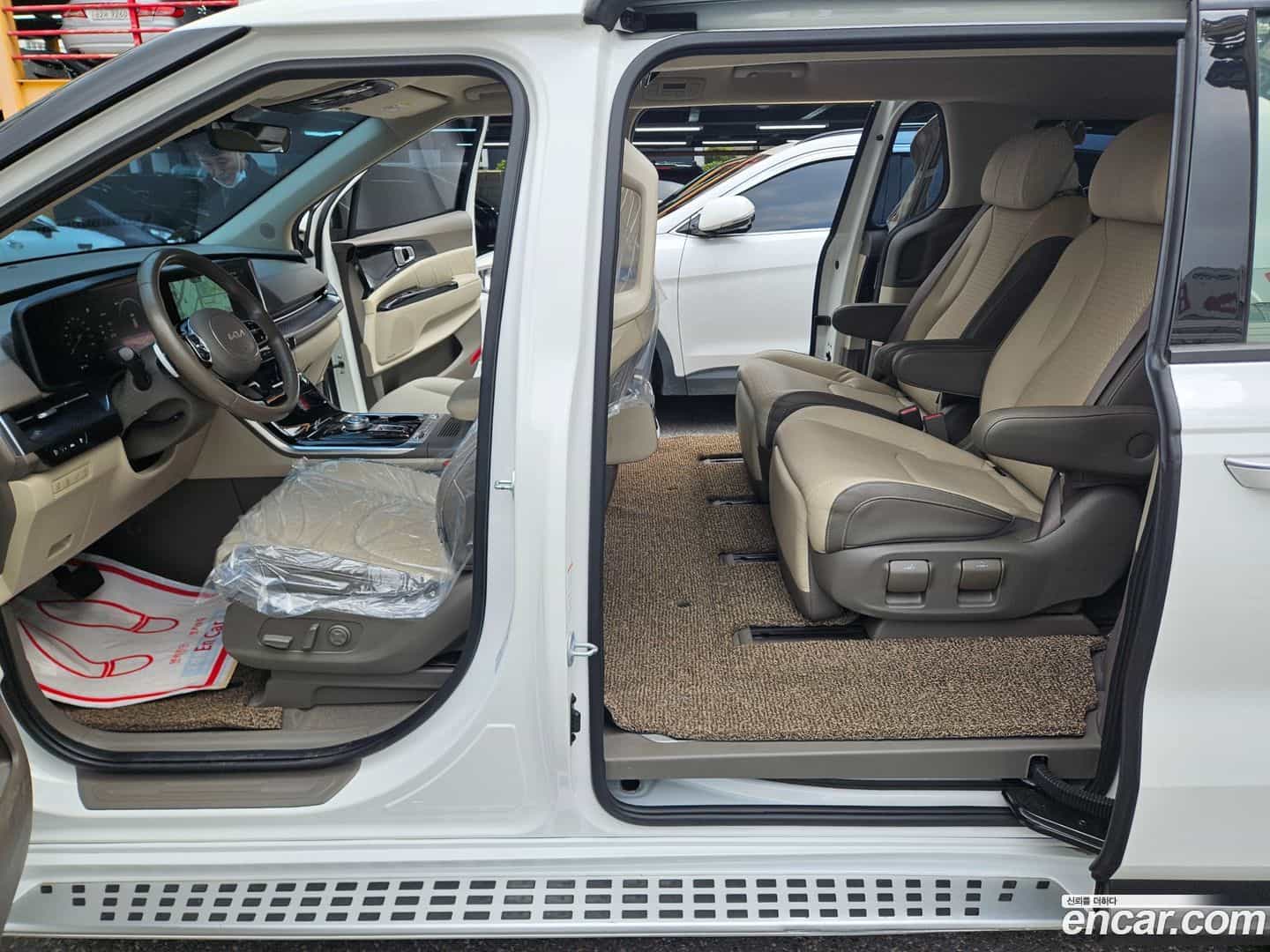 Canival Kia 2022.1-INNER-008