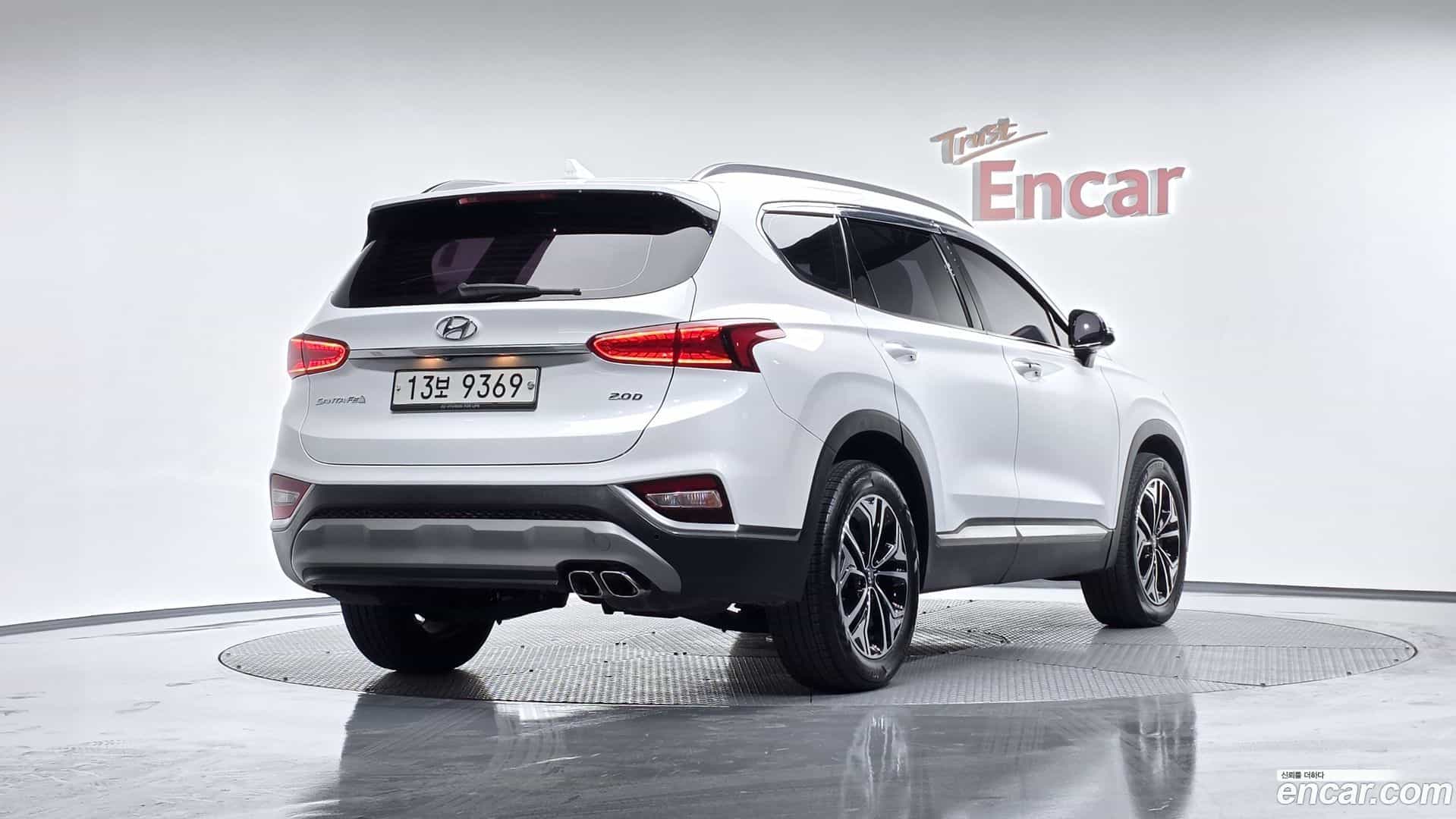 Santafe Hyundai 2019.0-OUTER-002