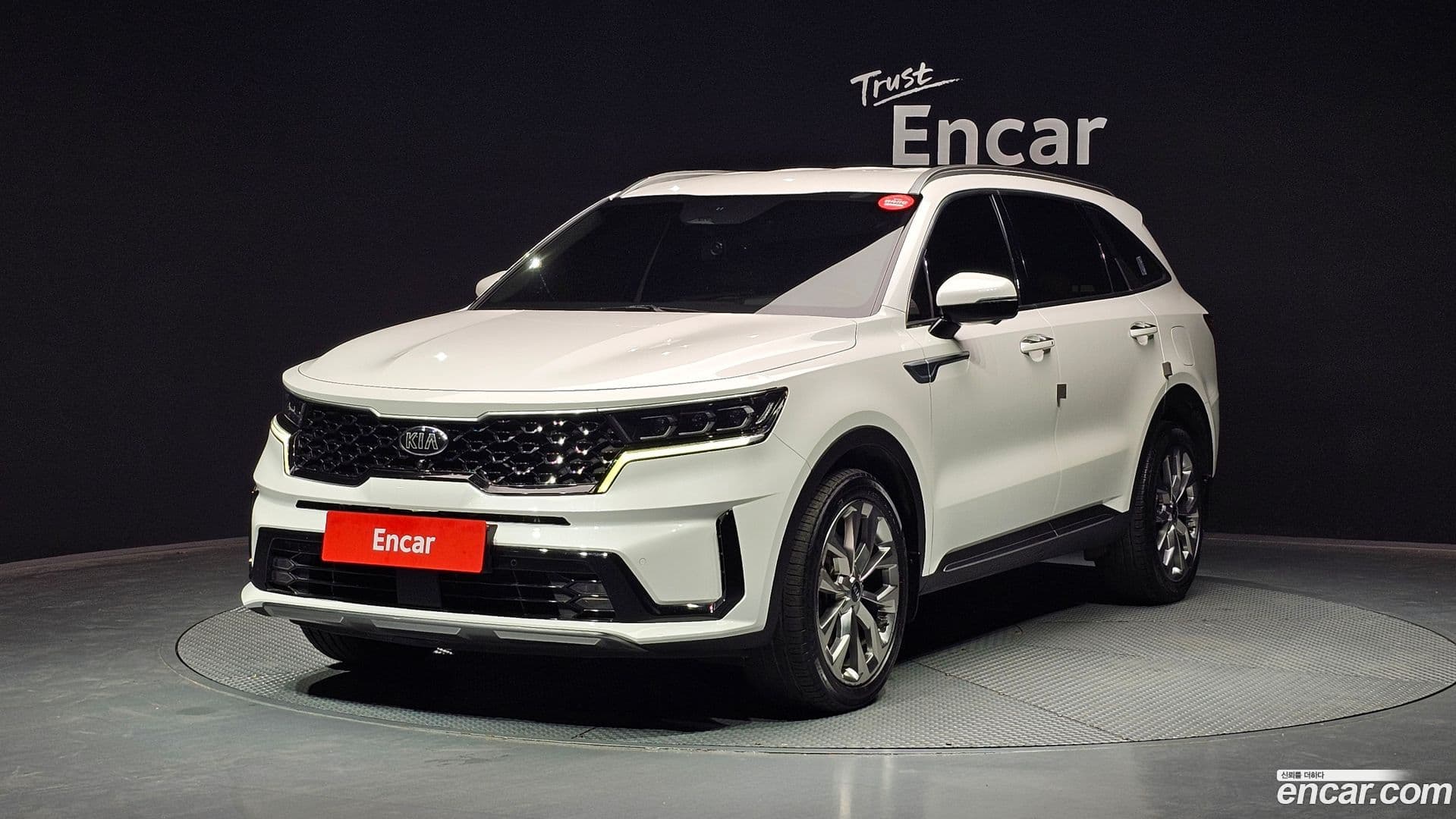 Main__Slider__Photo:Sorento Kia 2020.7-0