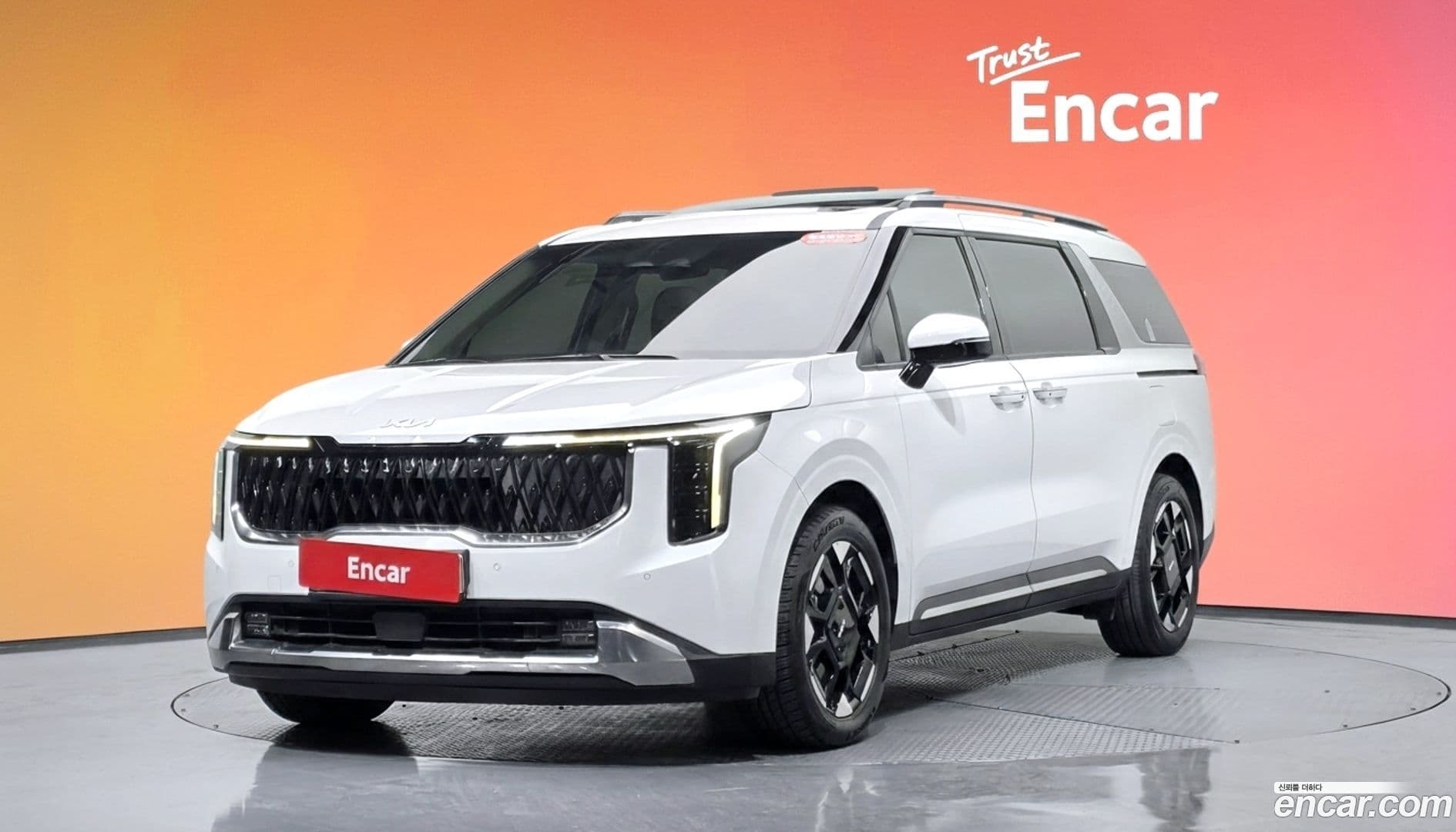 Main__Slider__Photo:Canival Kia 2024.2-0