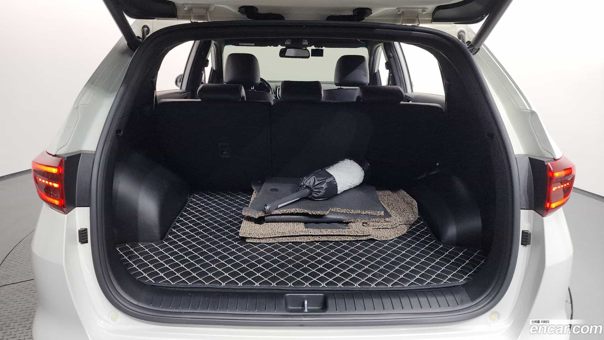 Sportage Kia 2019.5-OPTION-024