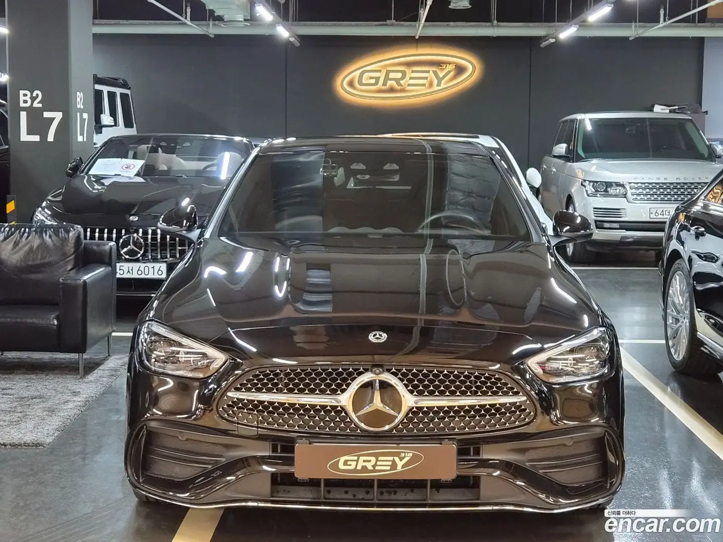 Main__Slider__Photo:C-Class Mercedes-Benz 2022.11-0