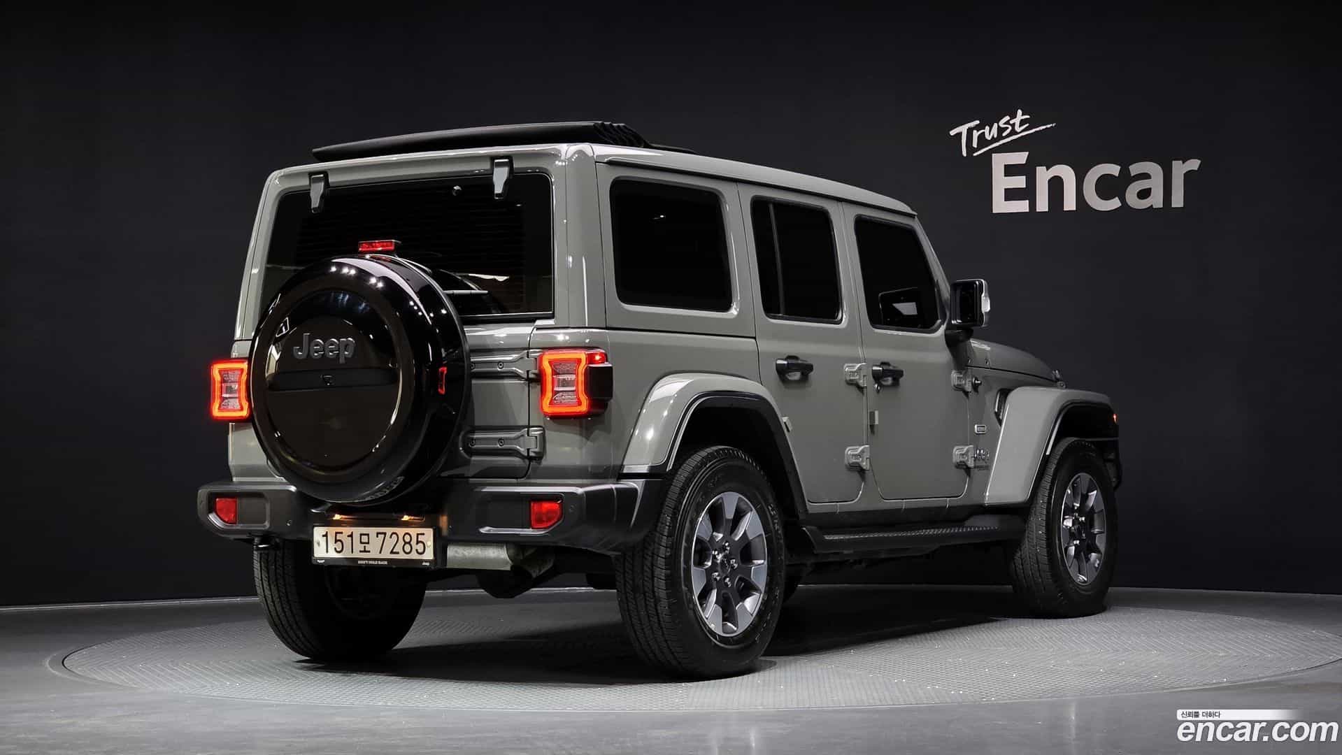 Wrangler Jeep 2021.2-OUTER-002