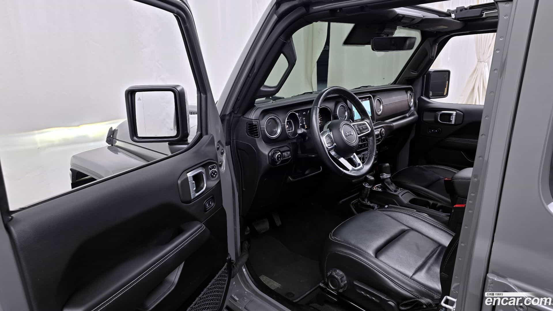 Wrangler Jeep 2021.2-INNER-010