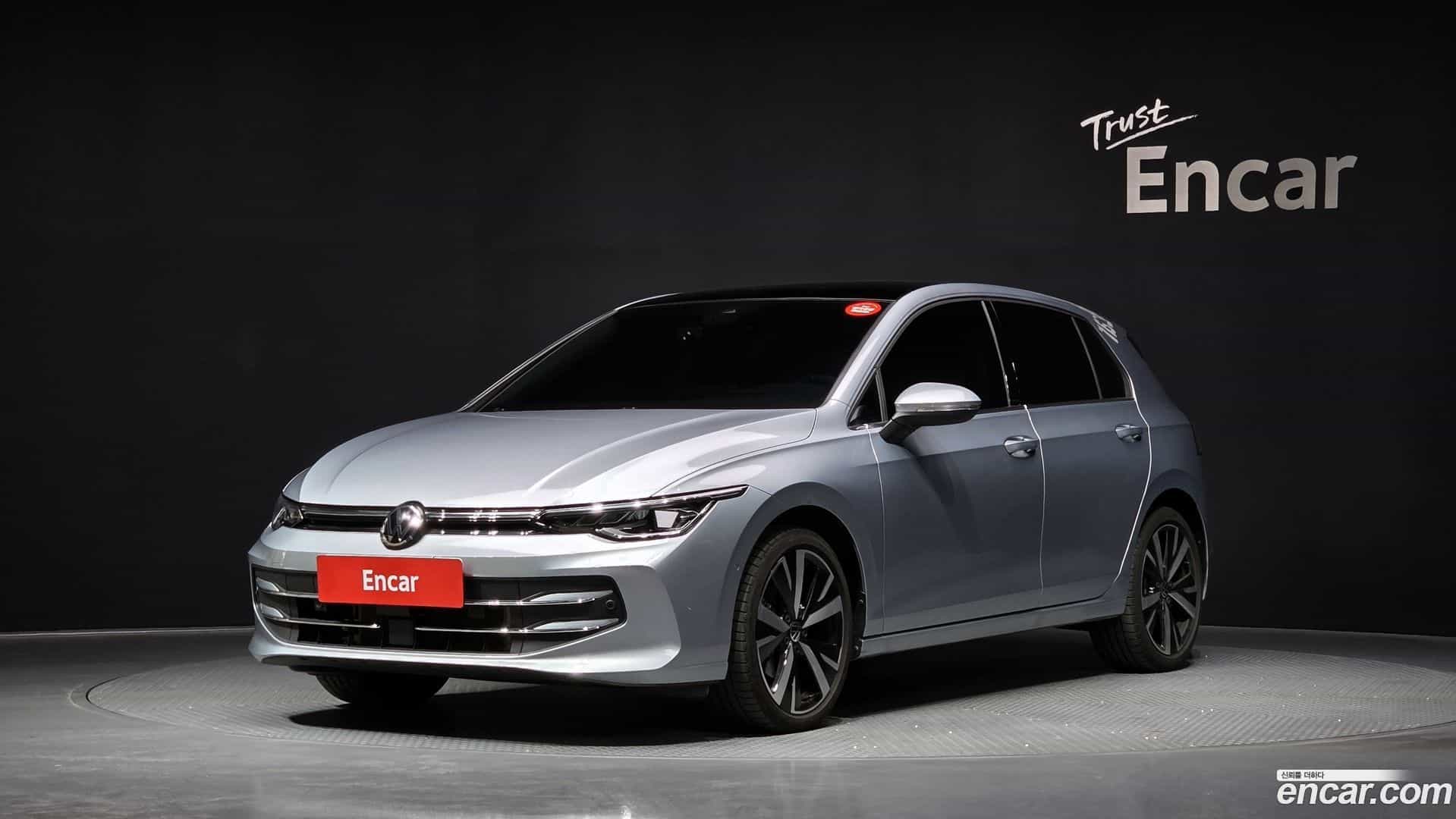 Golf Volkswagen 2025.2-OUTER-001