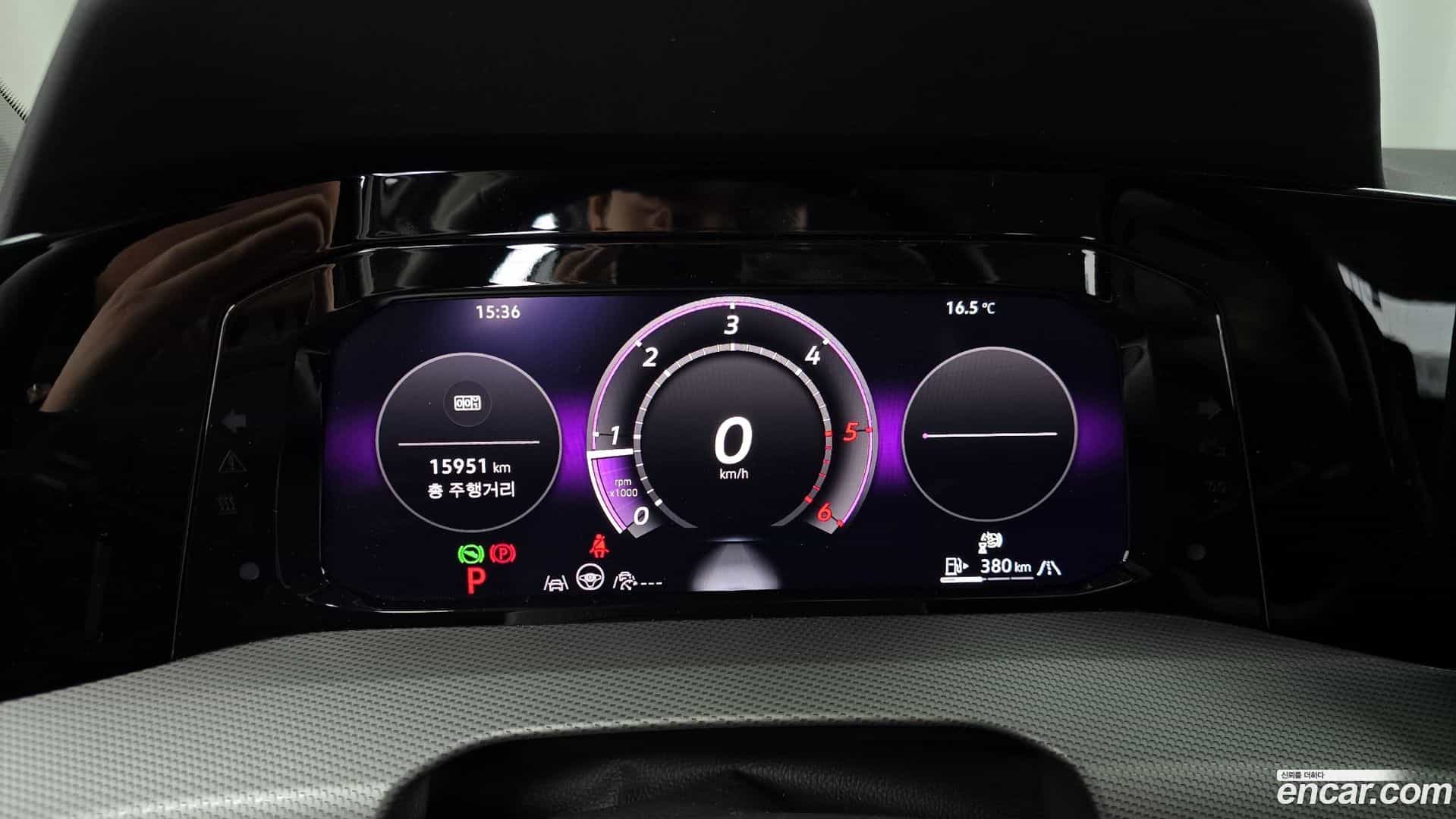 Golf Volkswagen 2025.2-INNER-008