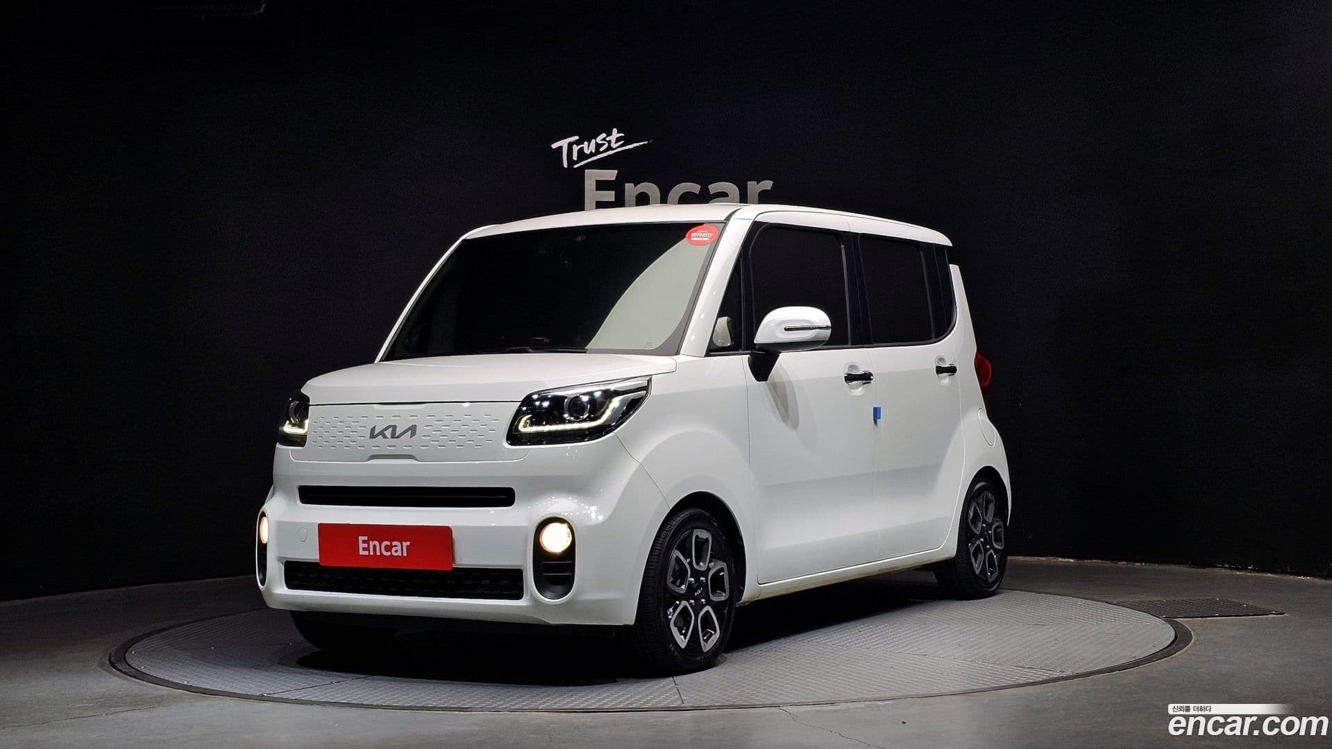 Main__Slider__Photo:RAY Kia 2021.10-0