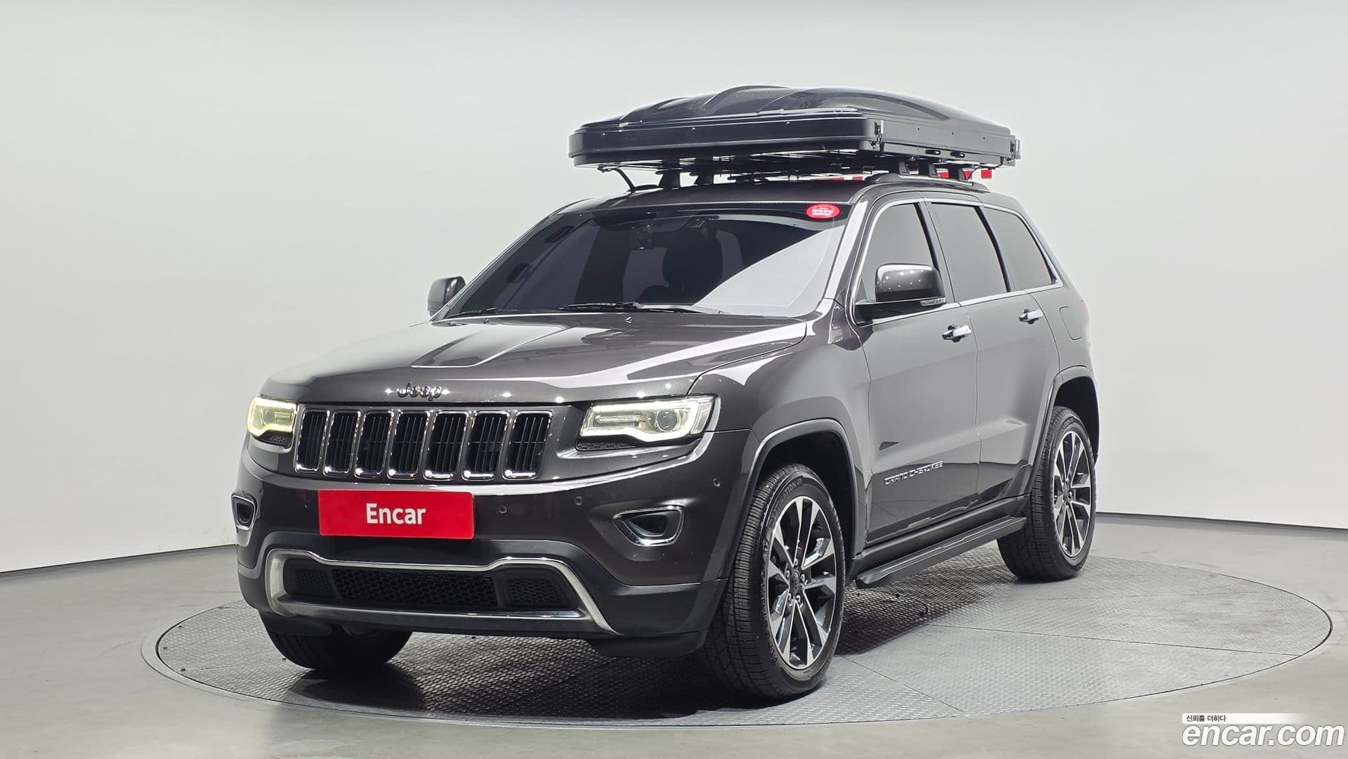 Main__Slider__Photo:Cherokee Jeep 2015.4-0