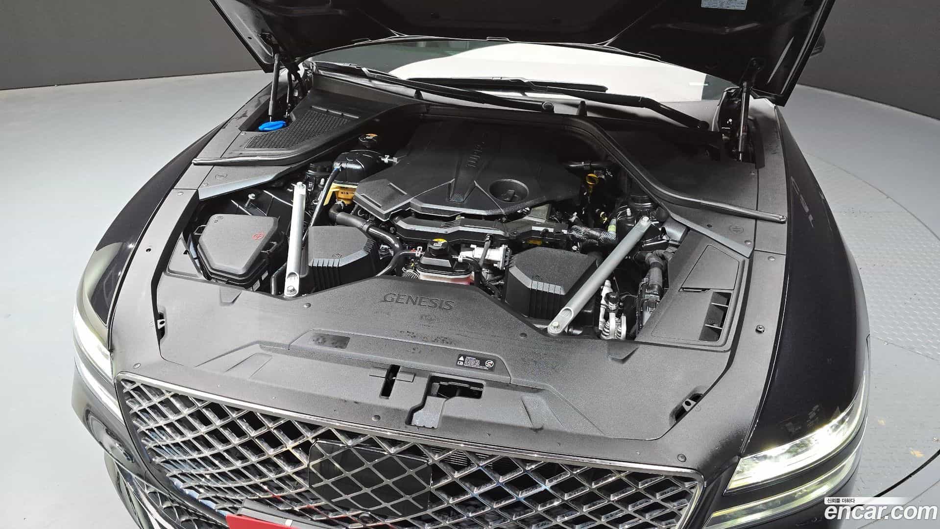G80 Genesis 2023.1-INNER-006