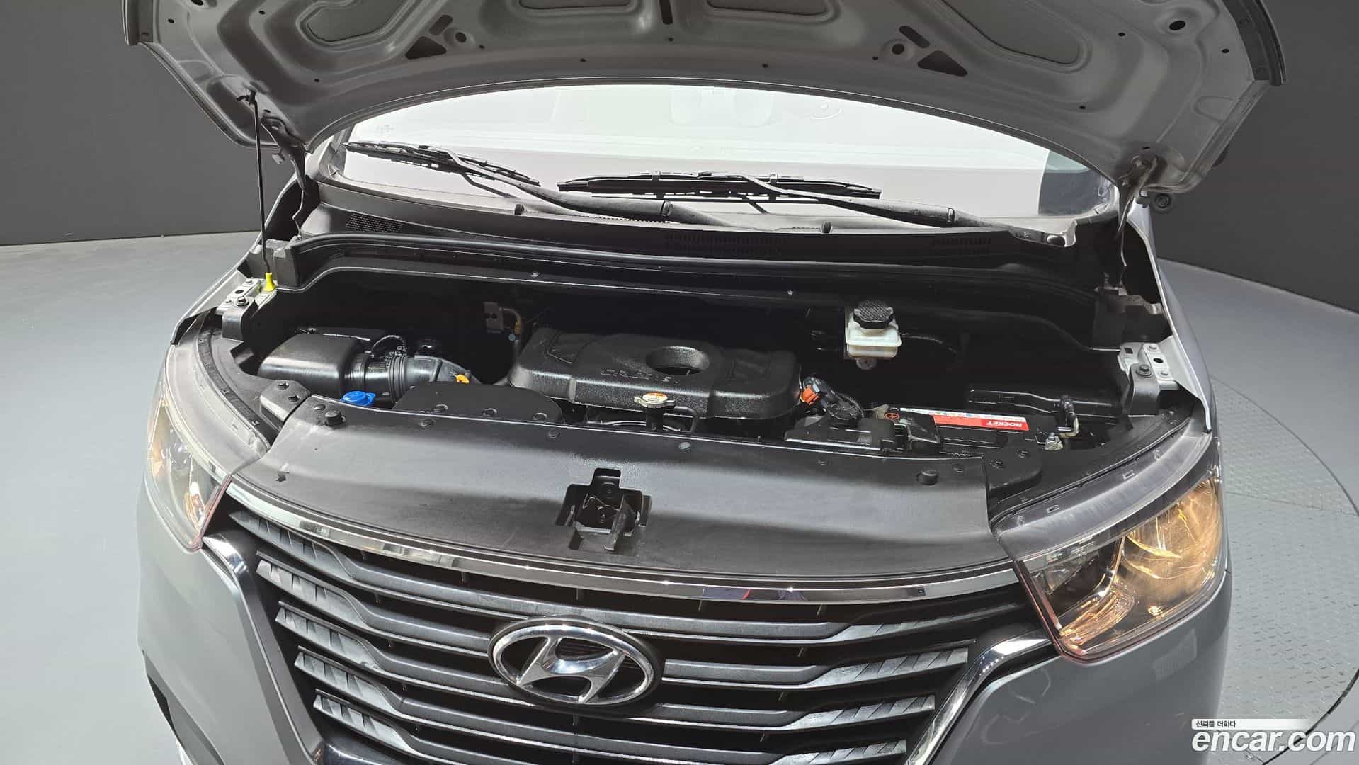 Starex Hyundai 2018.10-OUTER-006
