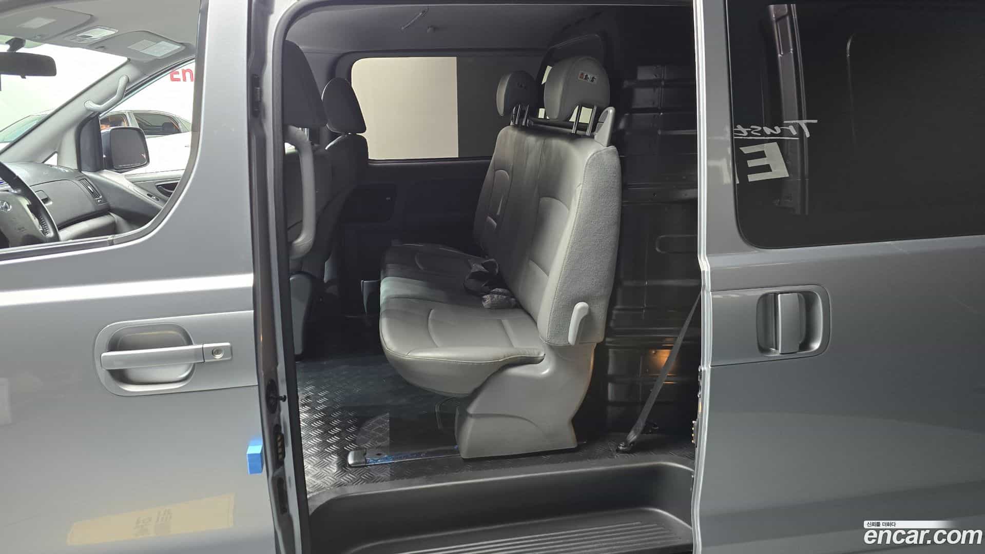 Starex Hyundai 2018.10-OPTION-015