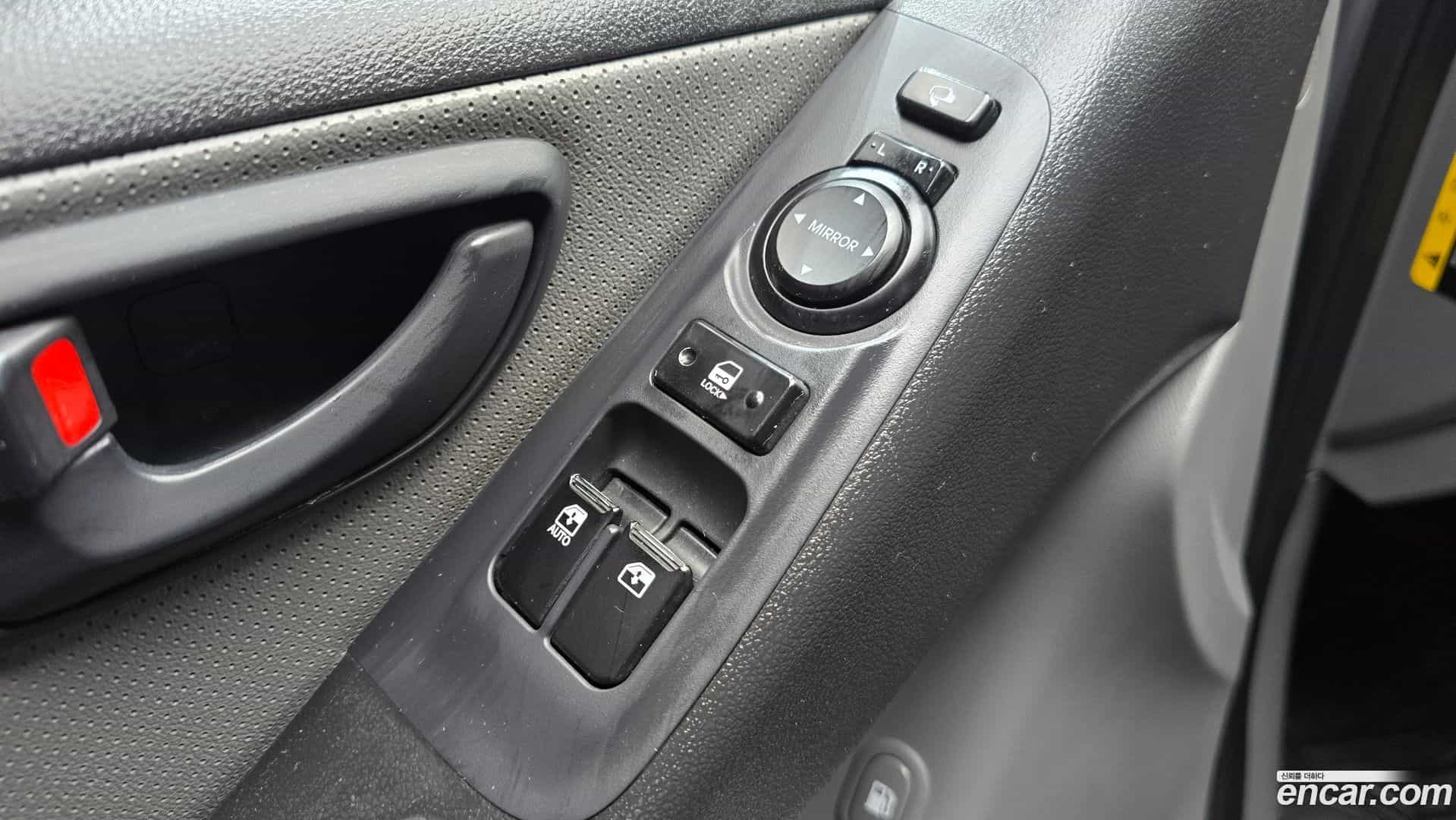 Starex Hyundai 2018.10-OPTION-018