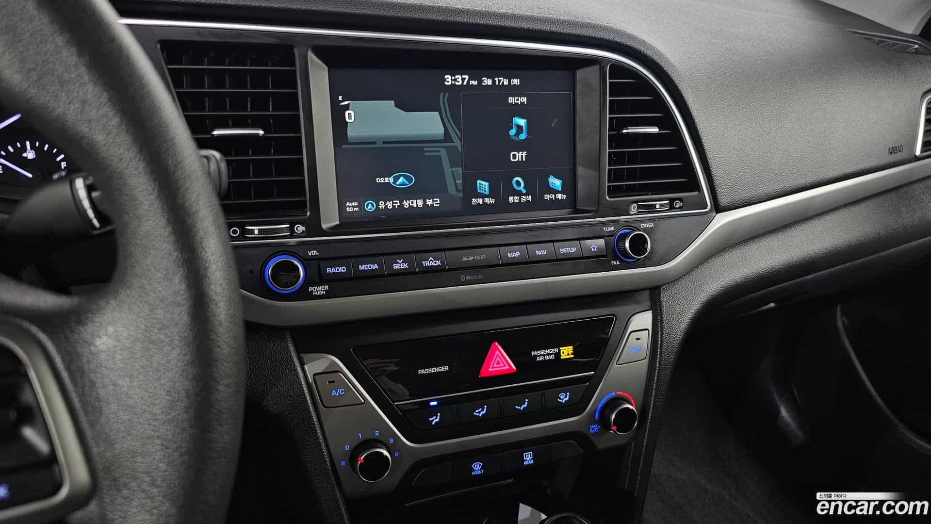 AVANTE Hyundai 2018.2-OPTION-023