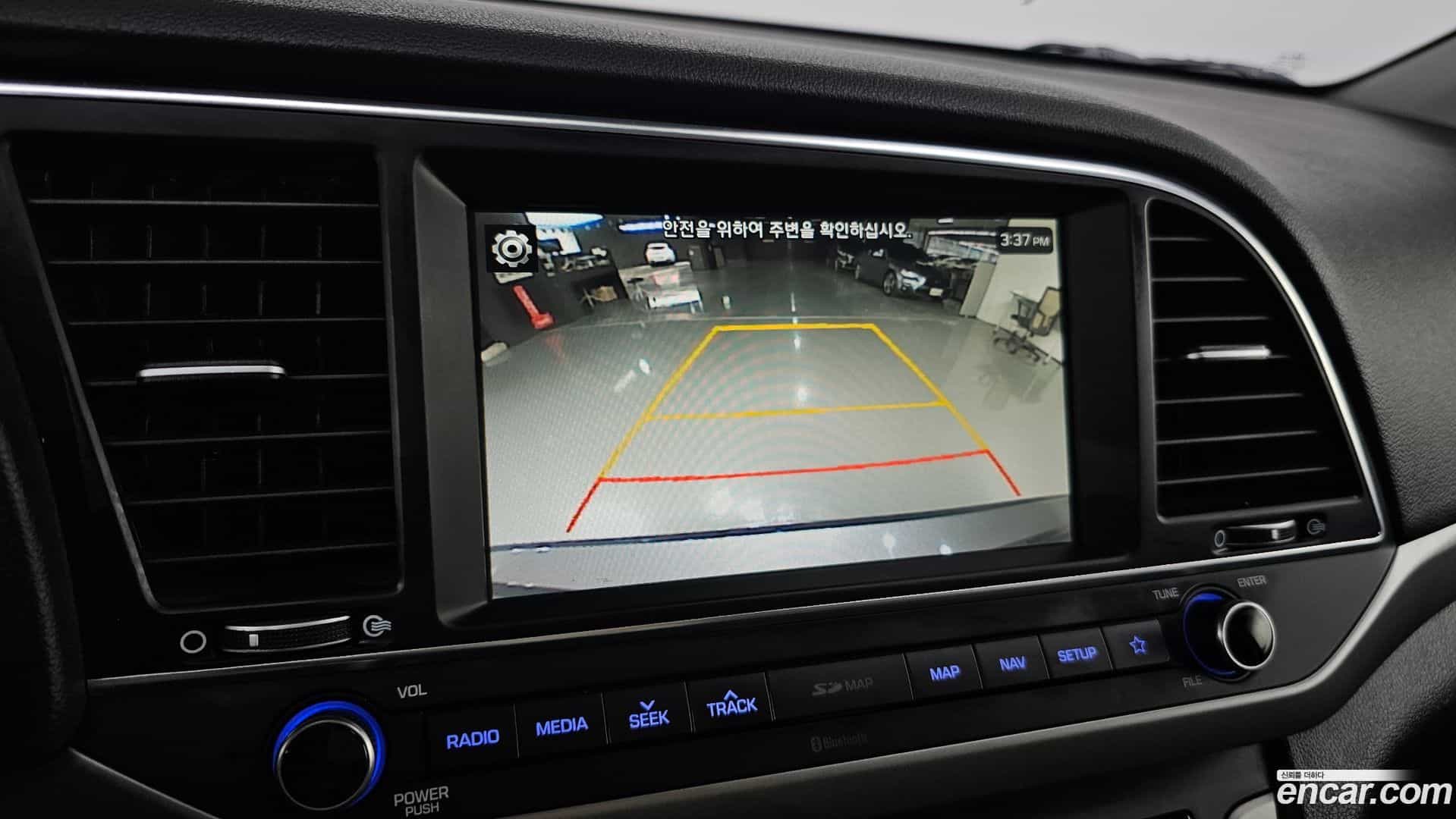 AVANTE Hyundai 2018.2-OPTION-024