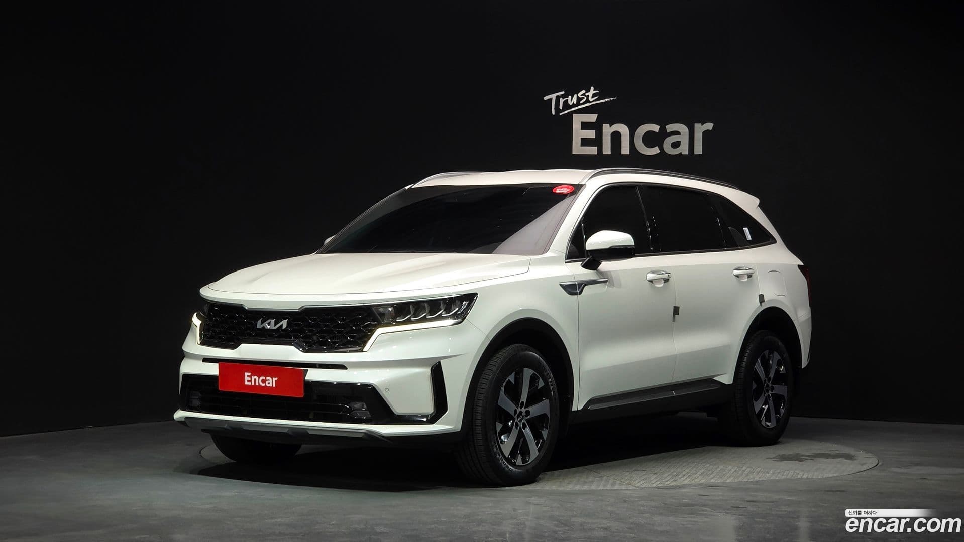 Main__Slider__Photo:Sorento Kia 2022.1-0