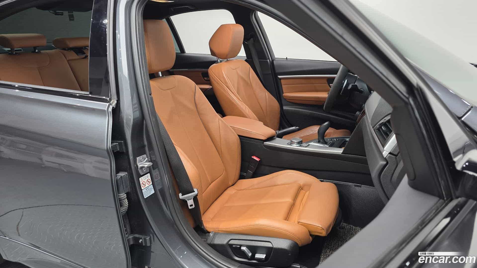 3-Series BMW 2018.1-INNER-010