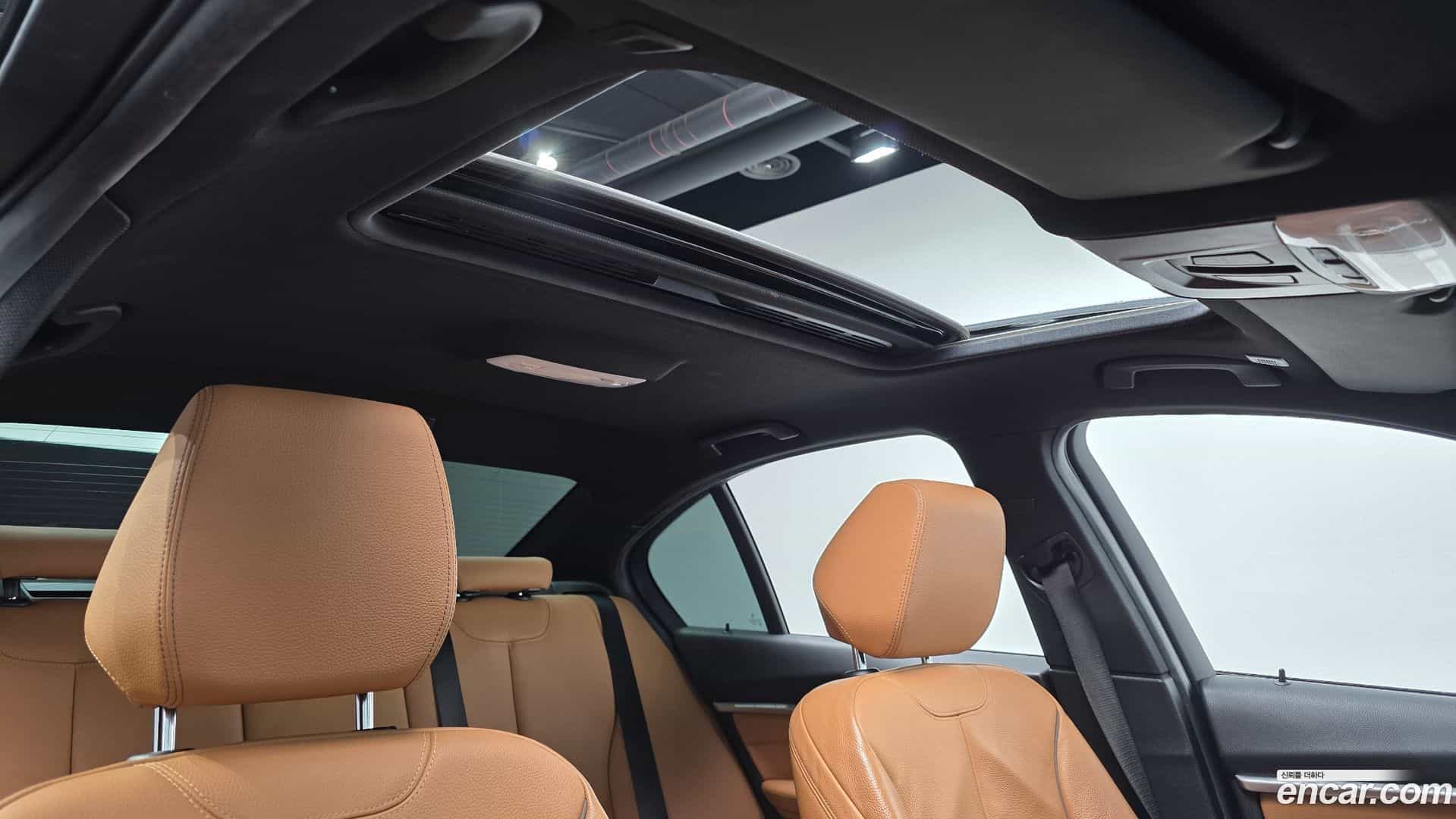 3-Series BMW 2018.1-OPTION-021