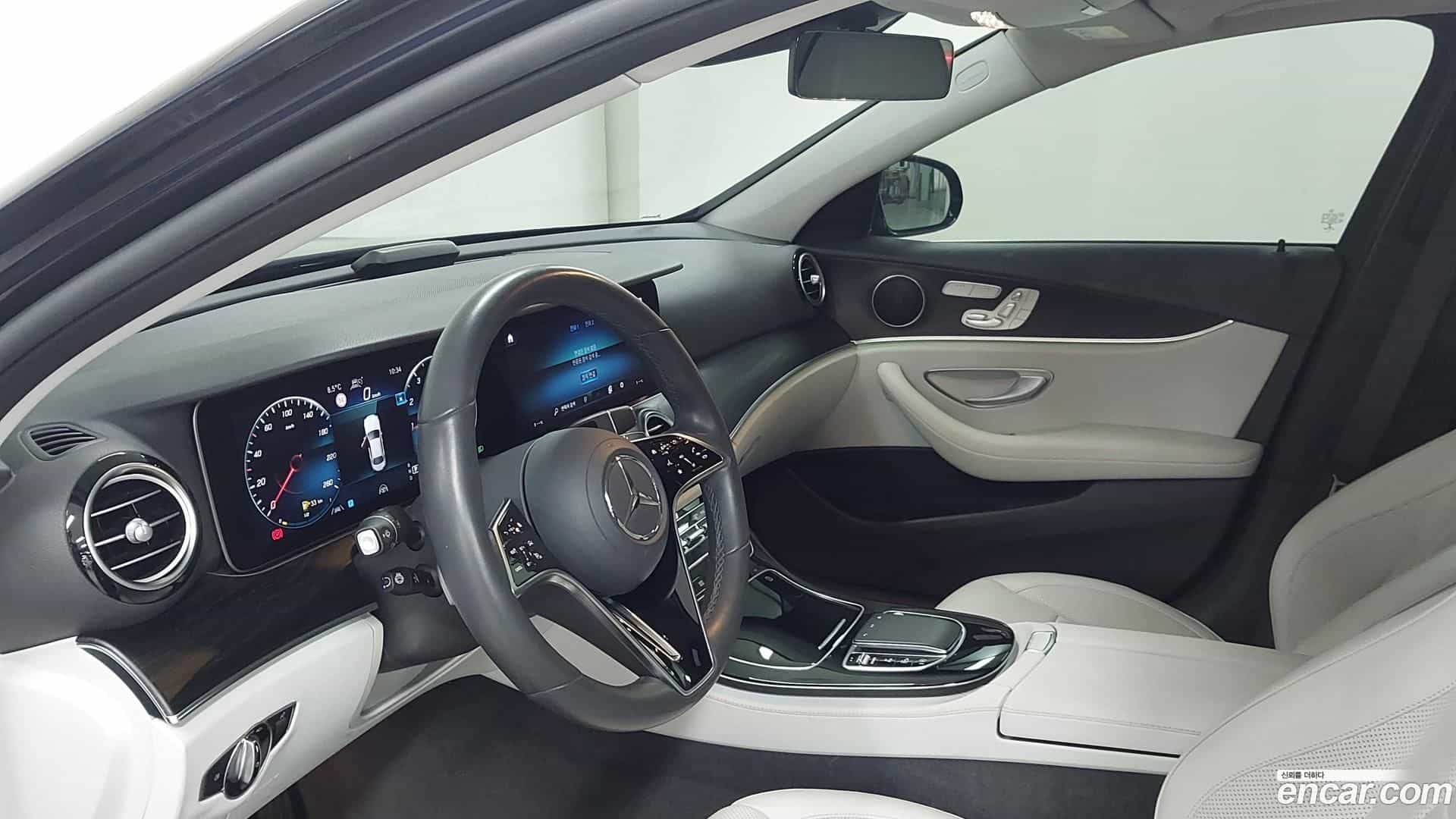 E-Class Mercedes-Benz 2022.4-INNER-009