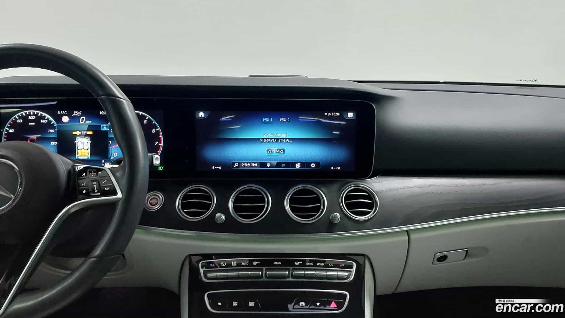 E-Class Mercedes-Benz 2022.4-OPTION-020