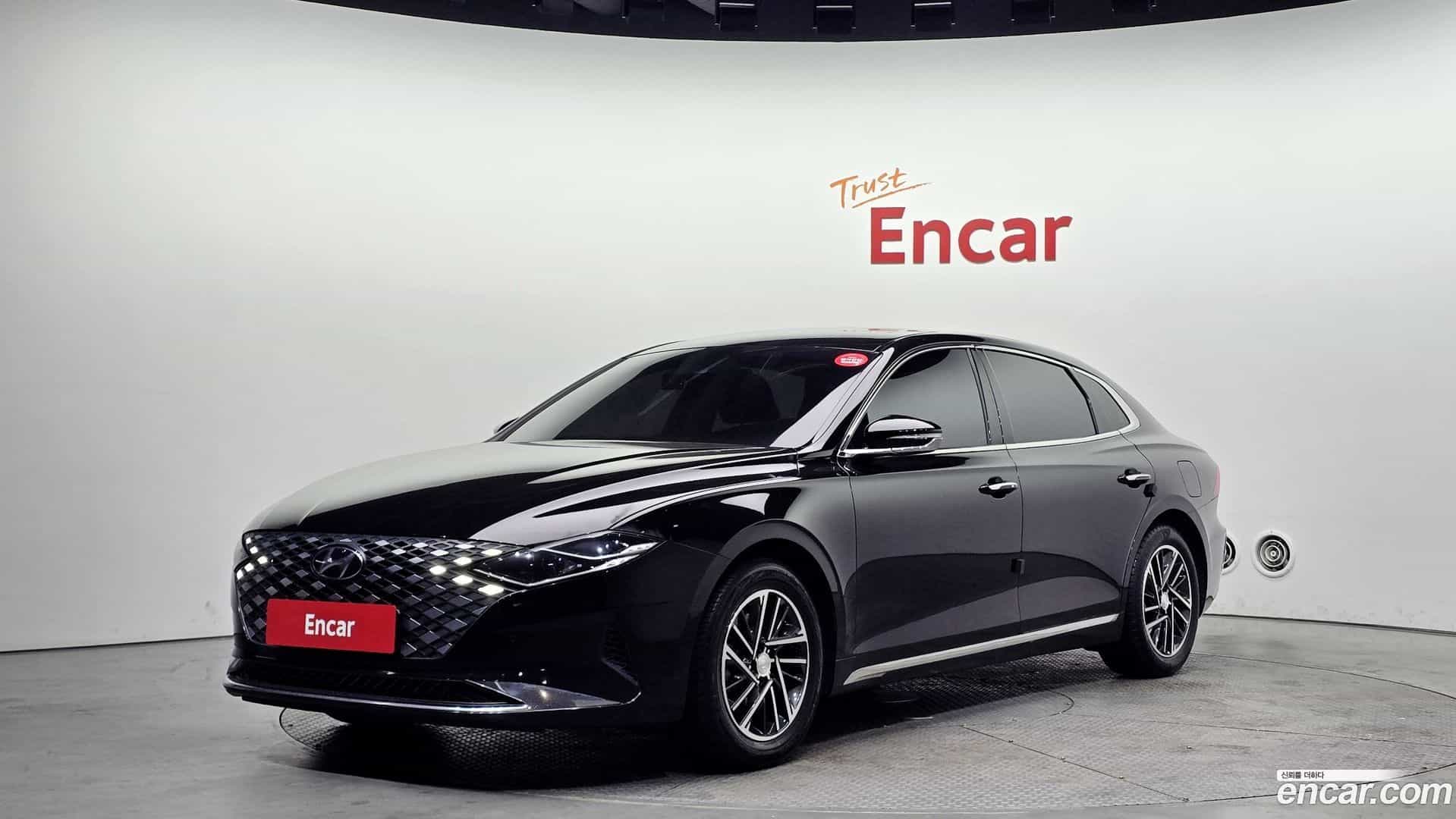Grandeur Hyundai 2022.6-OUTER-001