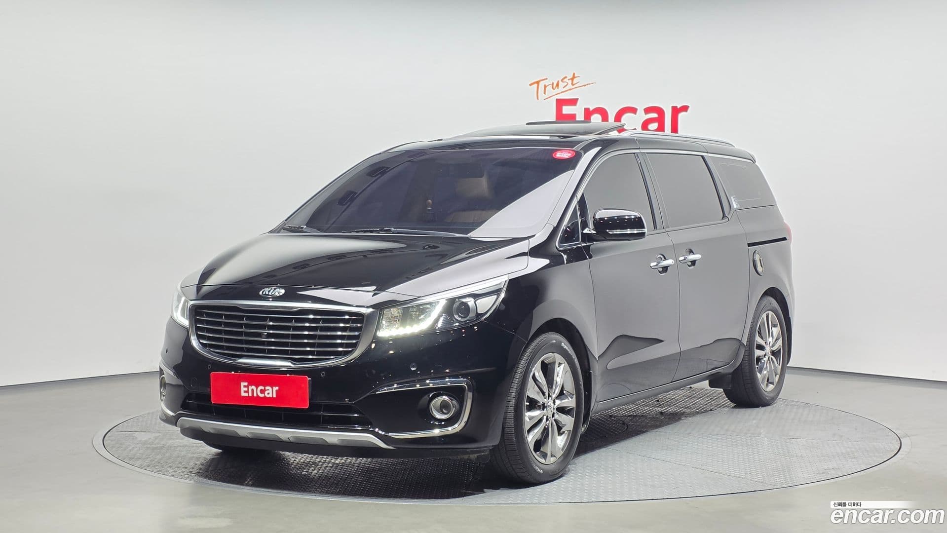 Main__Slider__Photo:Canival Kia 2018.2-0