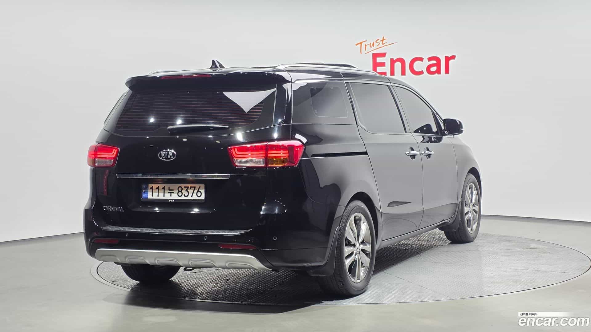 Canival Kia 2018.2-OUTER-002