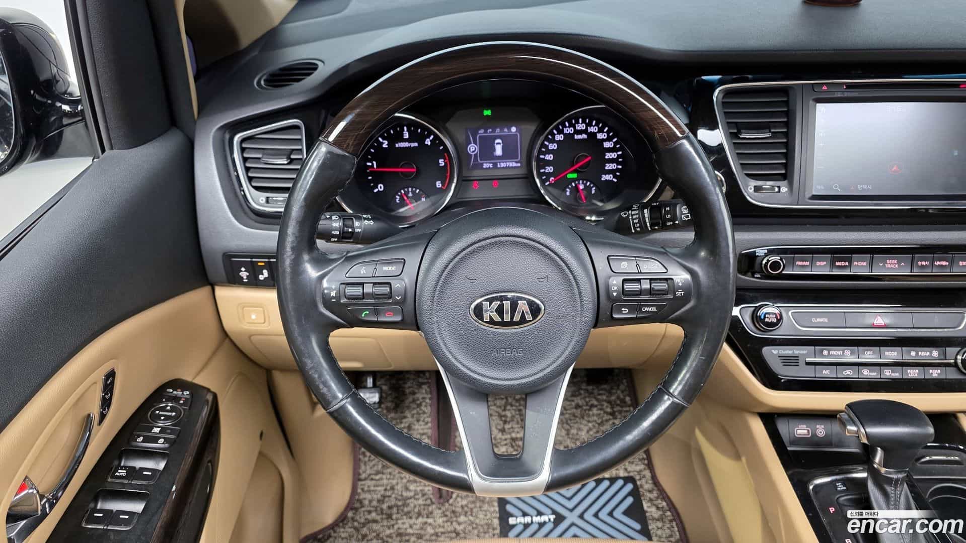 Canival Kia 2018.2-OPTION-017