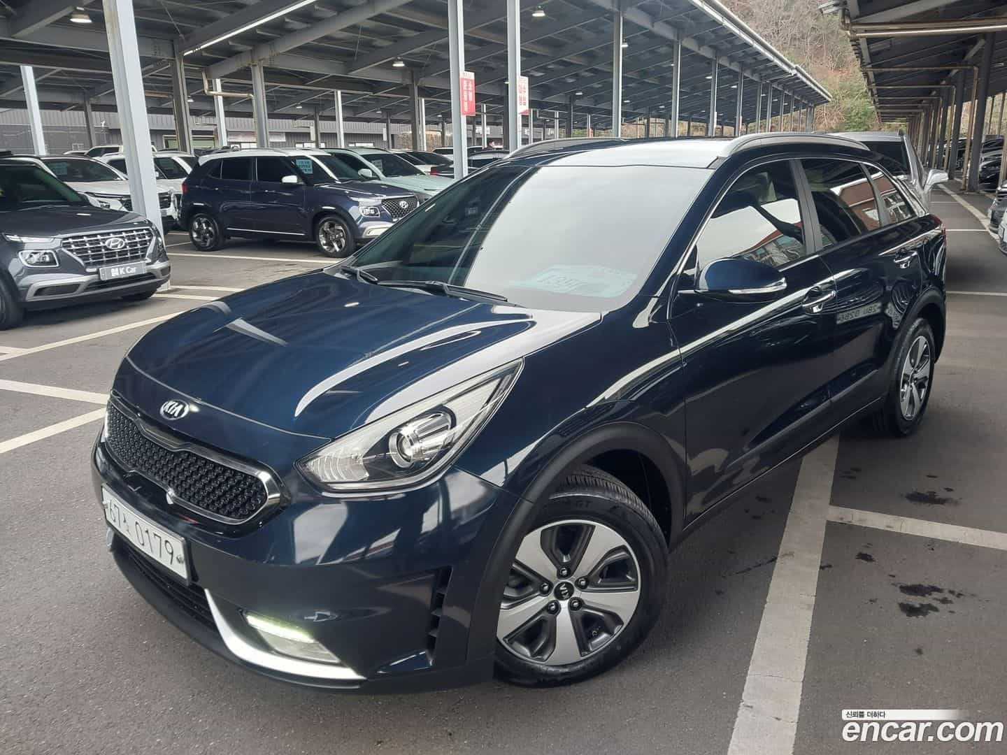 Niro Kia 2016.5-OUTER-001