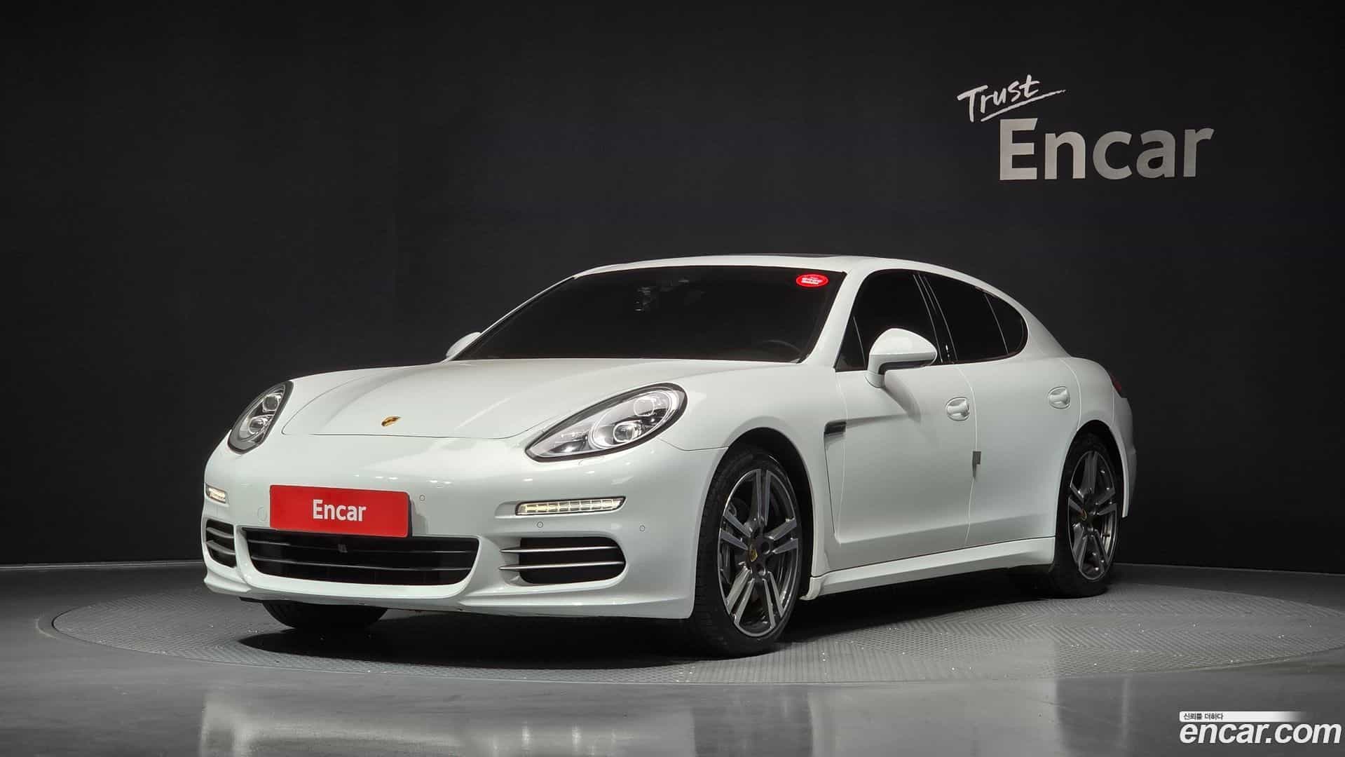 Panamera Porsche 2016.2-OUTER-001