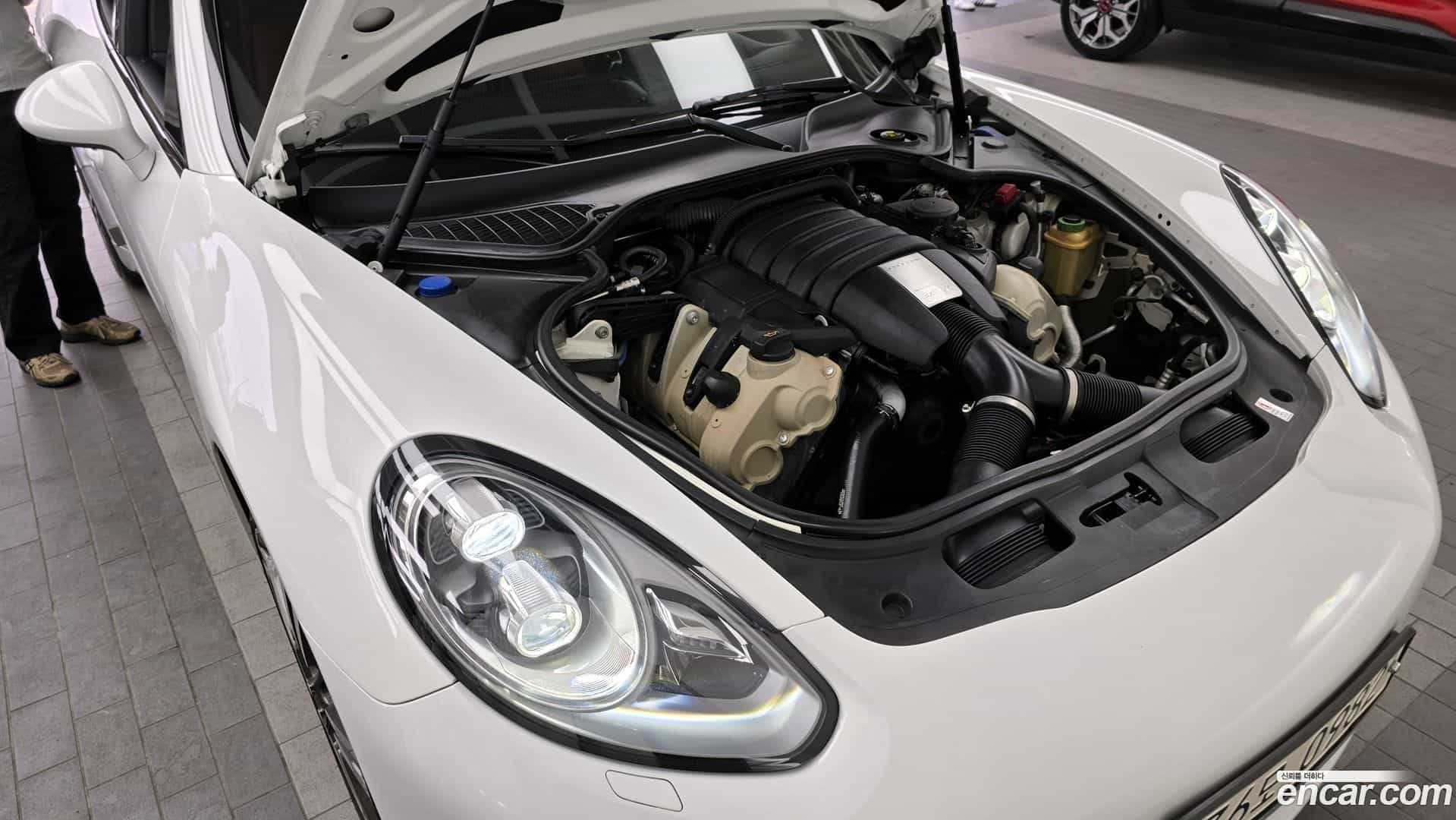 Panamera Porsche 2016.2-OUTER-006